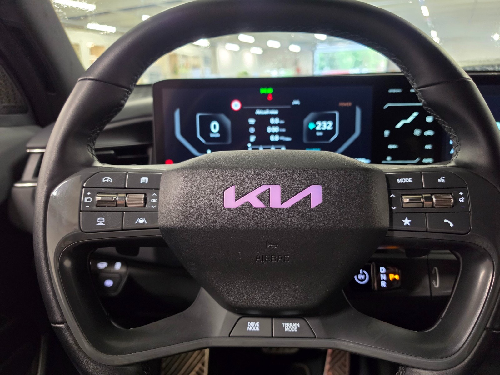 Kia EV9 AWD, 385hp, 2024