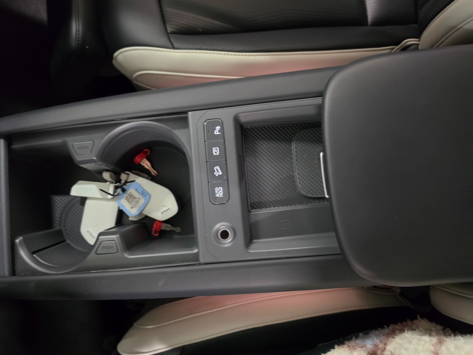 Kia EV9 AWD, 385hp, 2024
