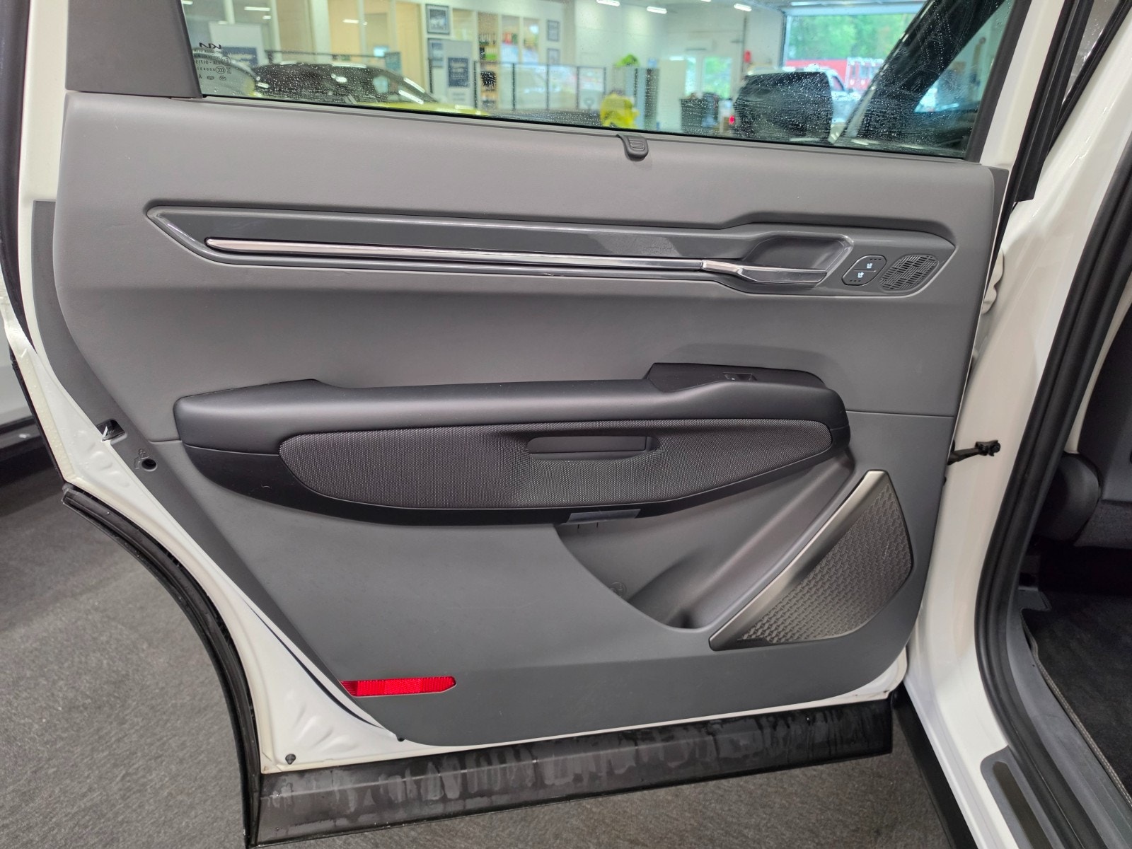 Kia EV9 AWD, 385hp, 2024