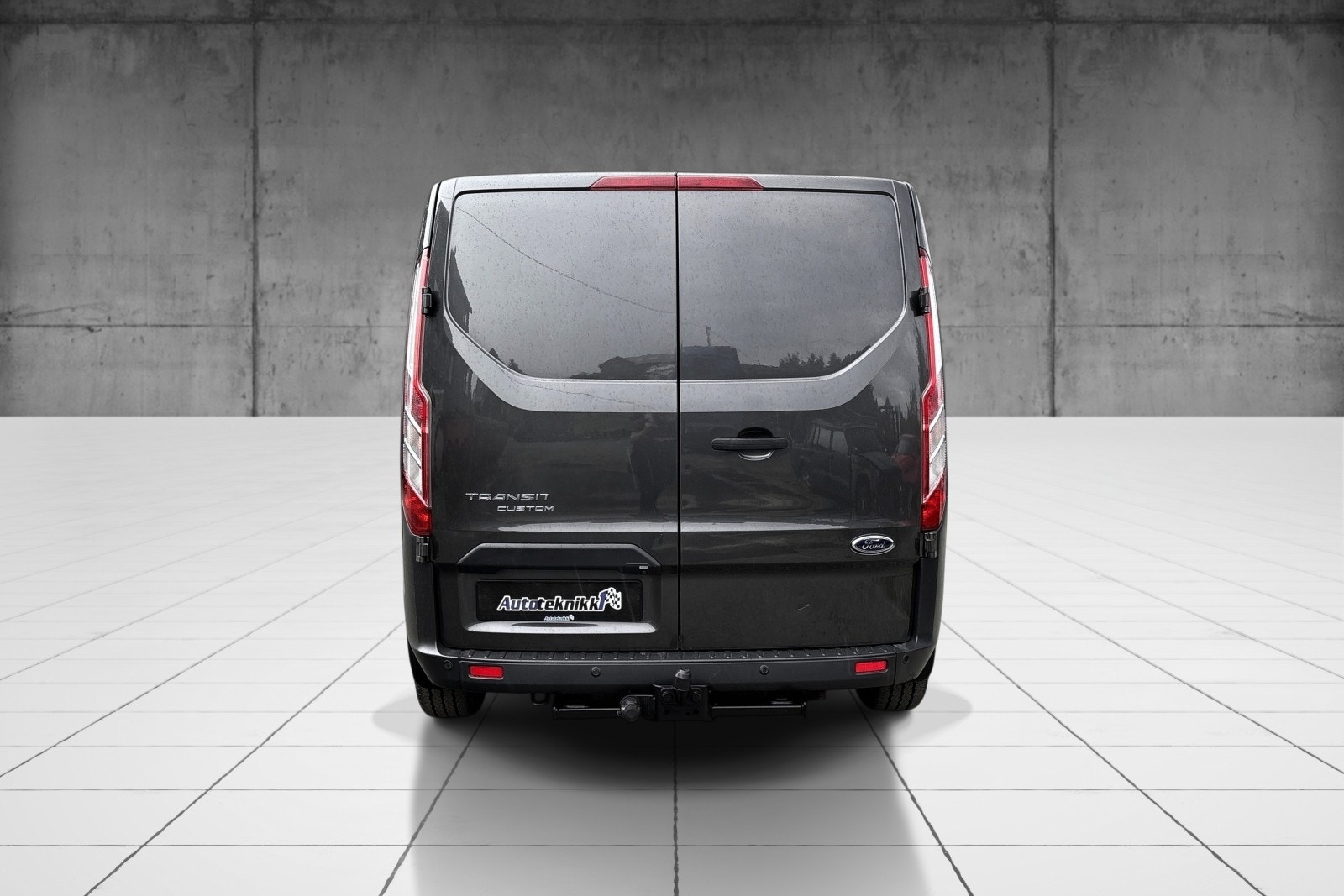 Ford Transit Custom 340 2.0 TDCi Manuell, 6-trinn, 170hk, 2016
