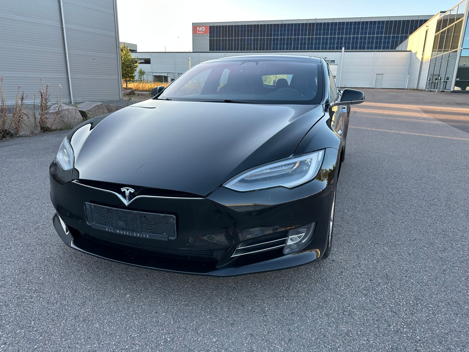 Tesla Model S 75D, 525hp, 2018