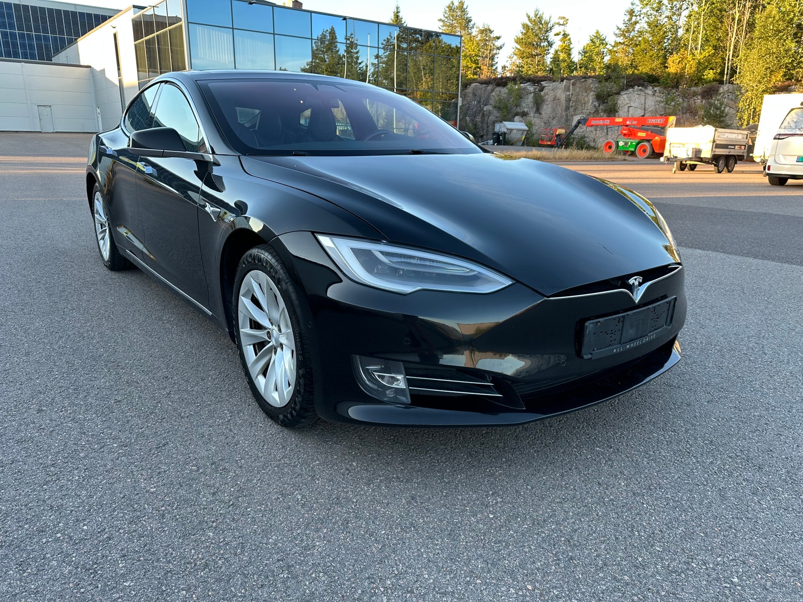 Tesla Model S 75D, 525hp, 2018
