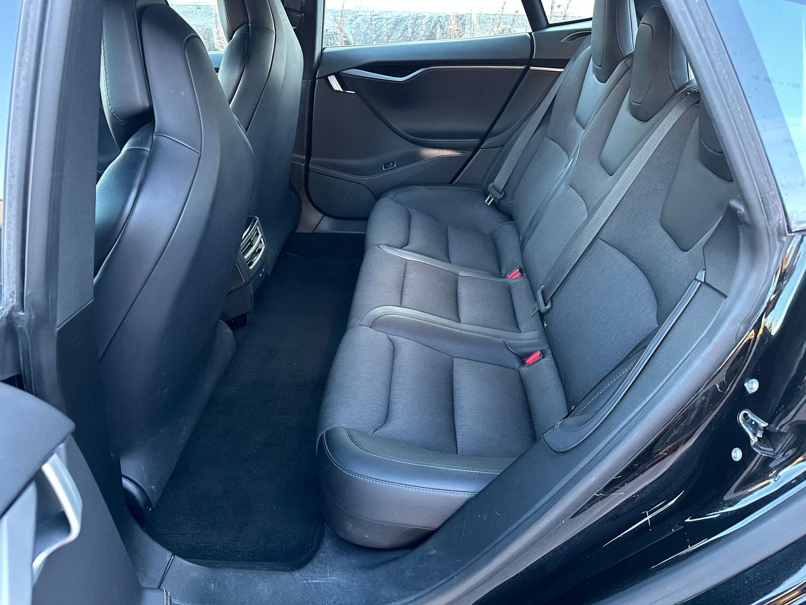 Tesla Model S 75D, 525hp, 2018