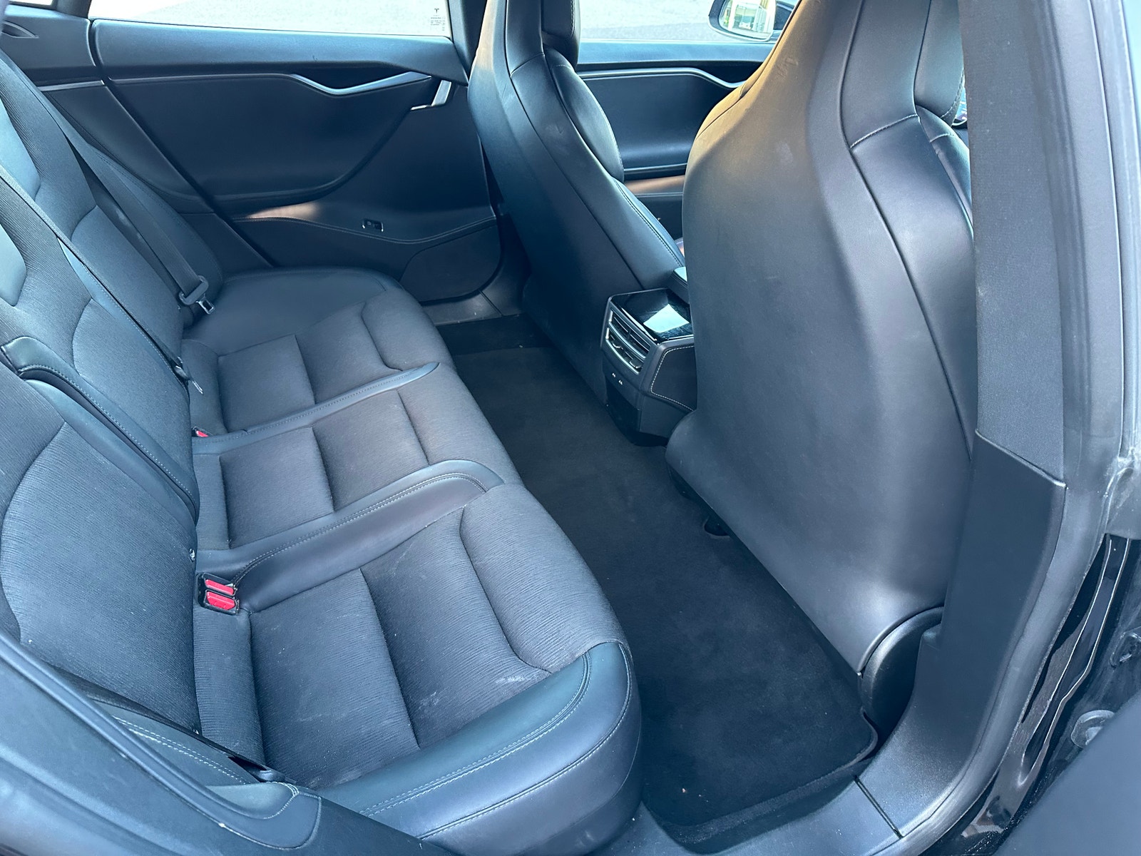 Tesla Model S 75D, 525hp, 2018
