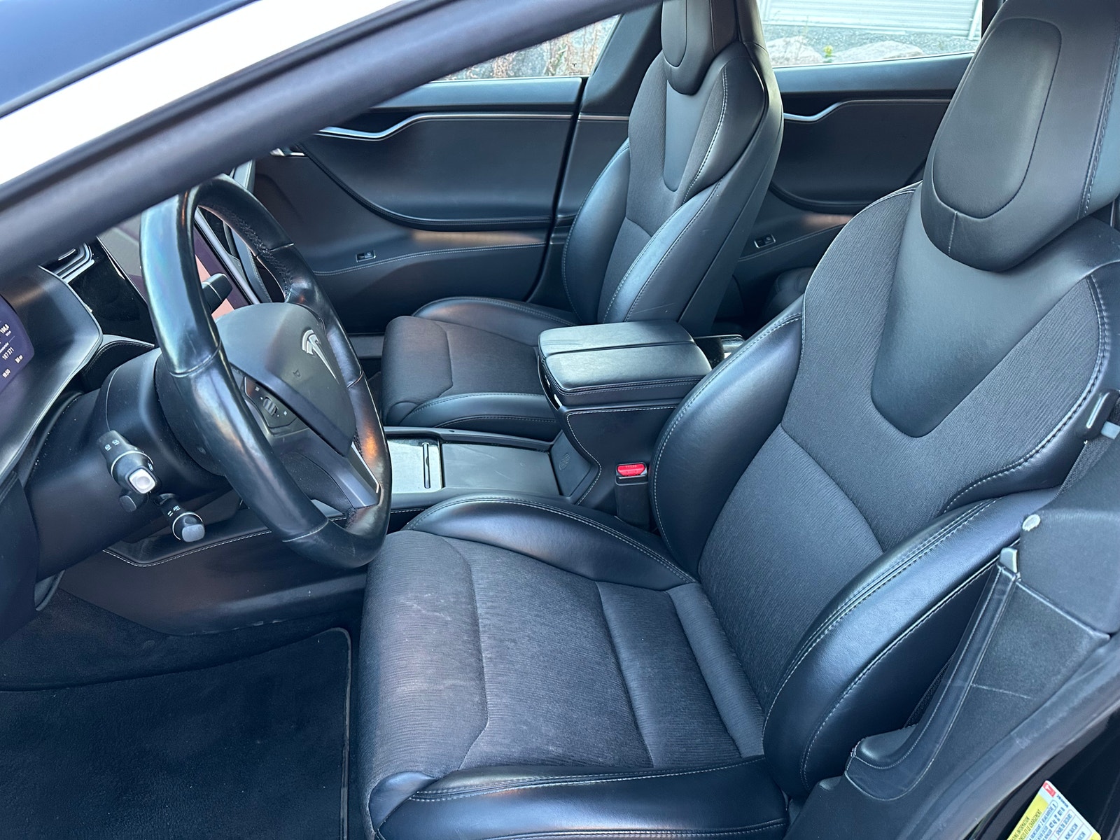 Tesla Model S 75D, 525hp, 2018