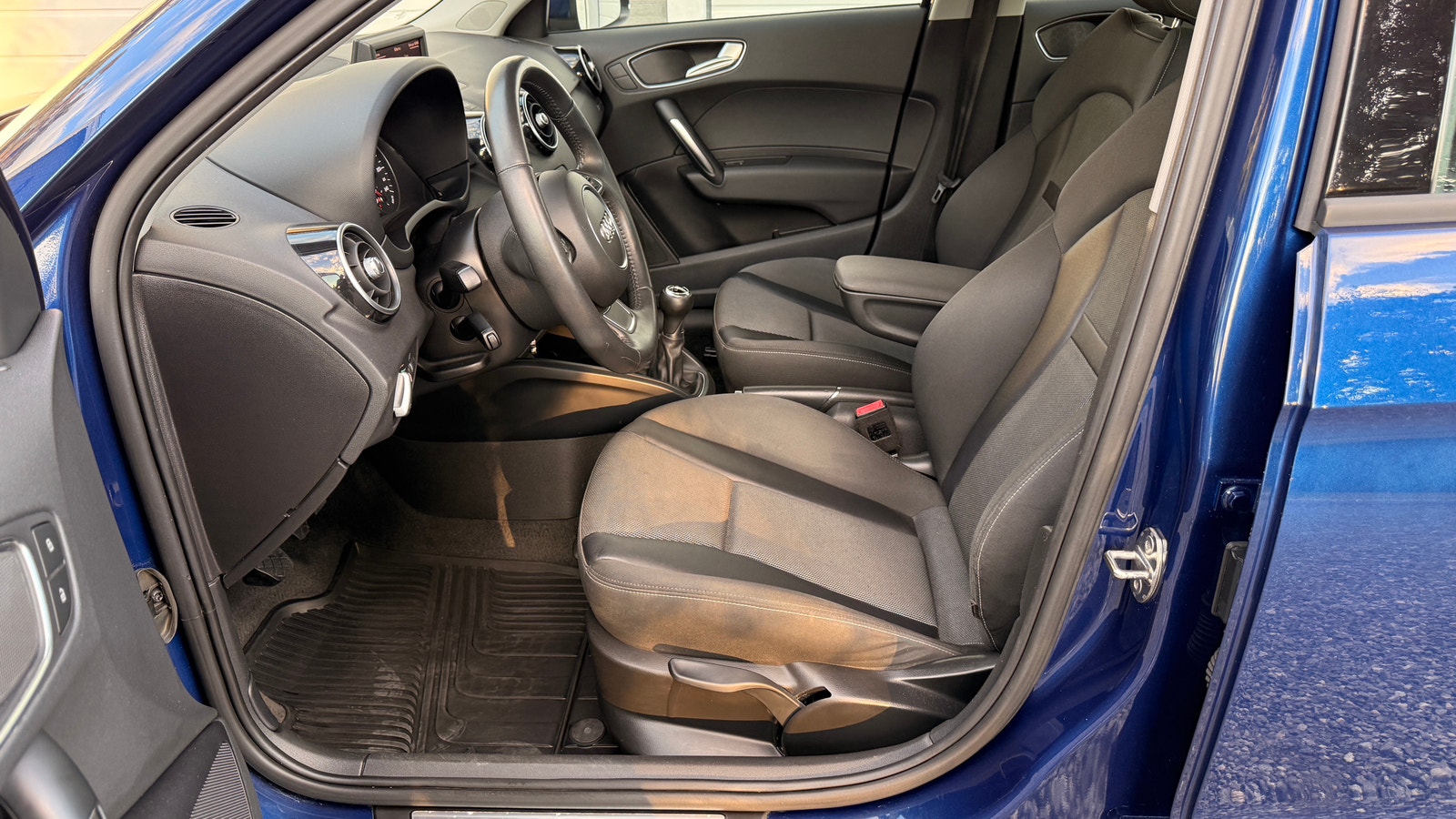 Audi A1 Sportback 1.2 TFSI Manual, 5-trins, 86ps, 2013