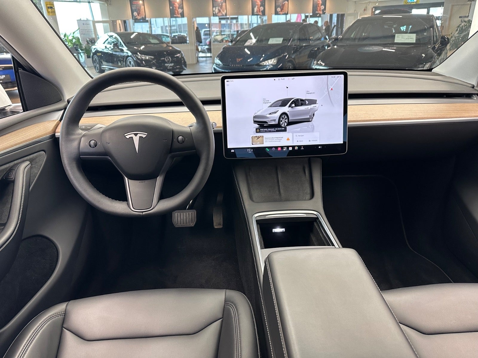 Tesla Model Y Standard Range RWD, 299hk, 2024