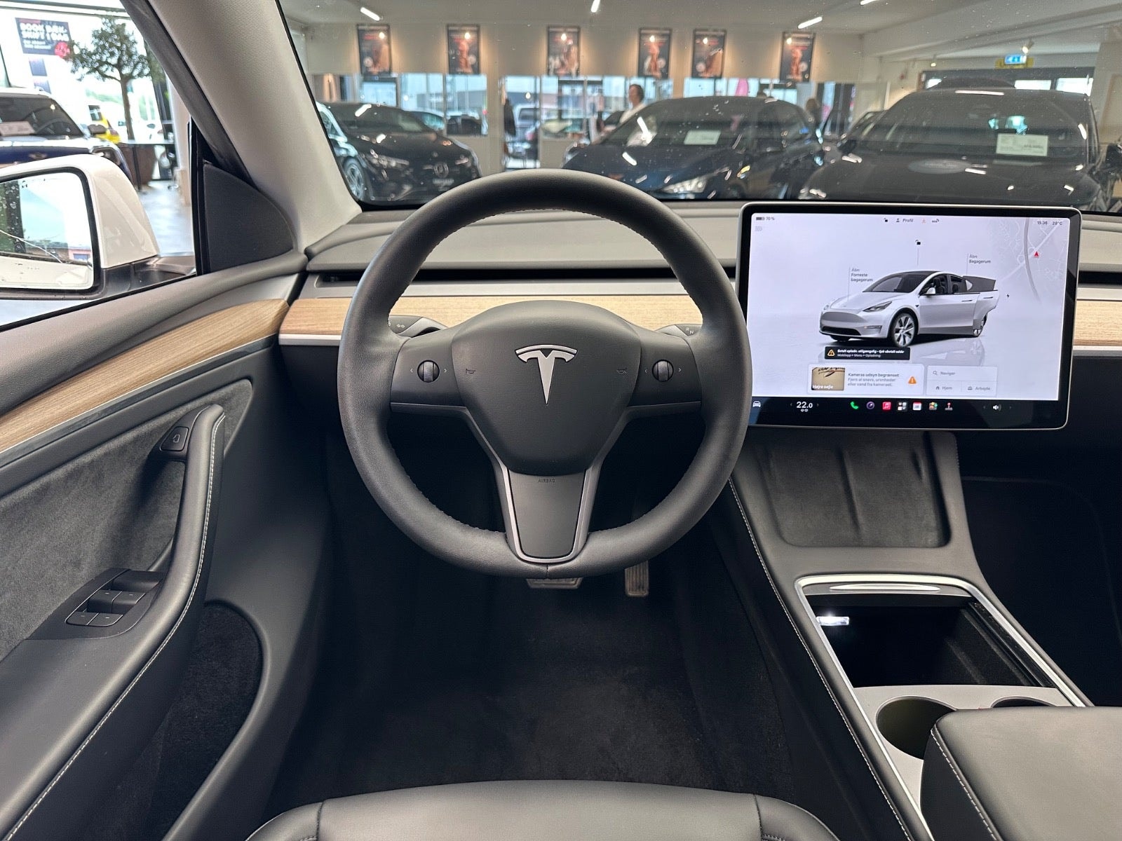 Tesla Model Y Standard Range RWD, 299hk, 2024