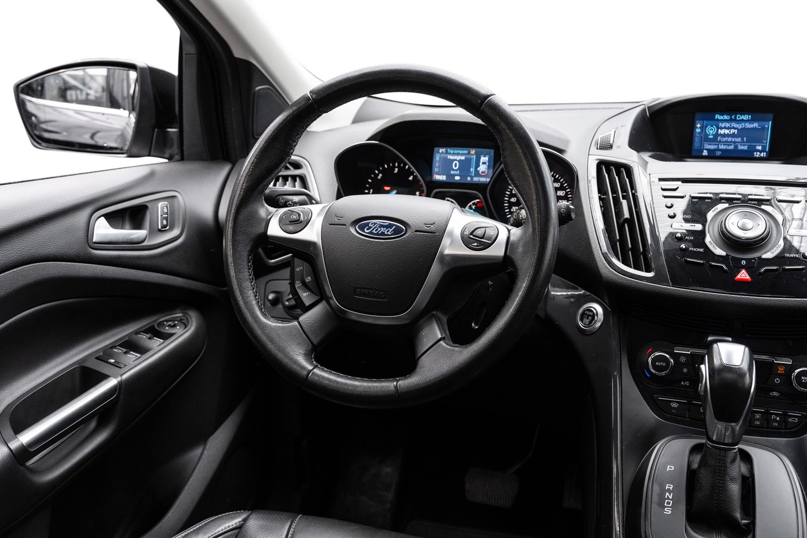 Ford Kuga 2.0 TDCi AWD Powershift, 6-trinn, 150hk, 2015