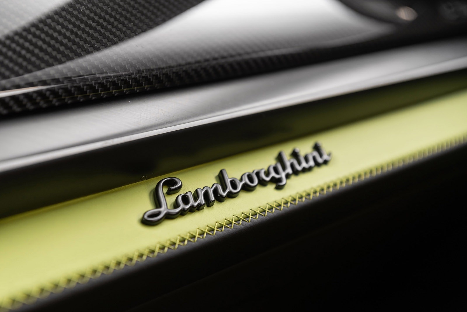 Lamborghini Urus SE Automatisk, 800hk, 2026