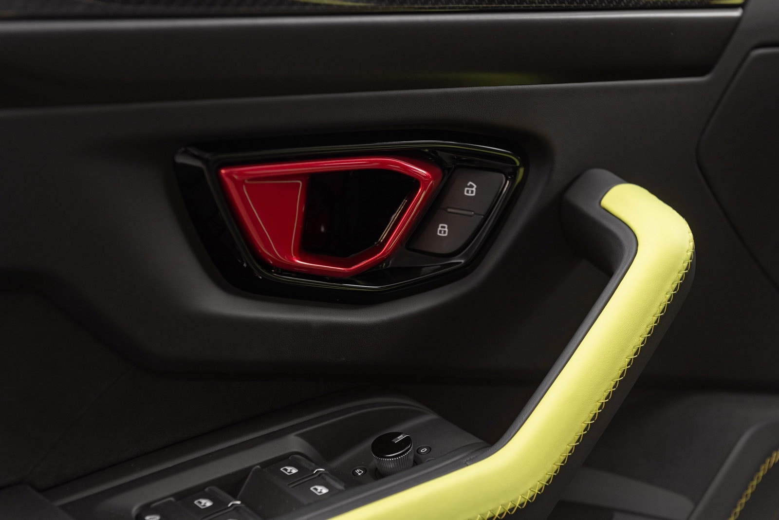 Lamborghini Urus SE Automatisk, 800hk, 2026