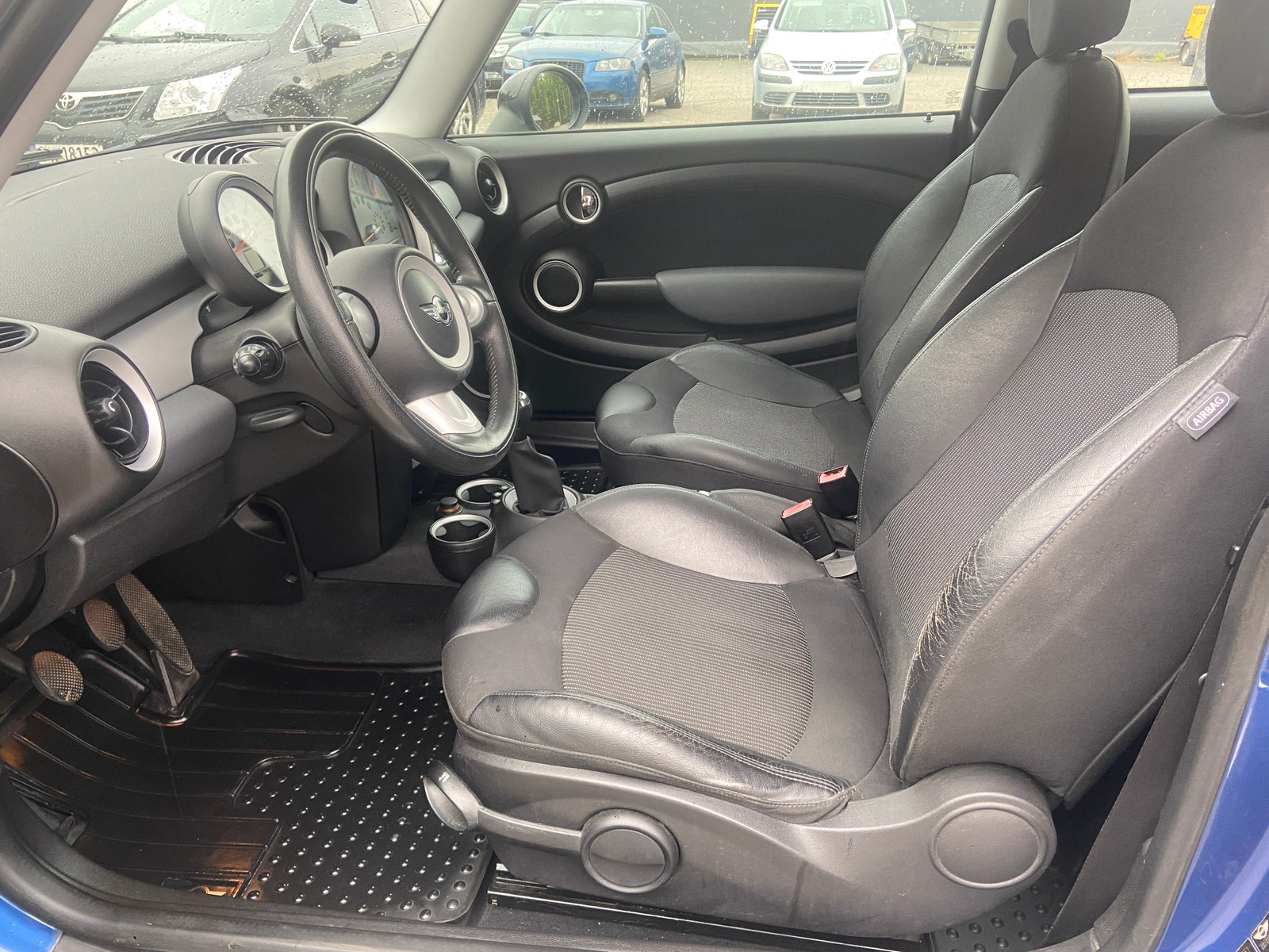 MINI Cooper Manual, 6-trins, 120ps, 2009