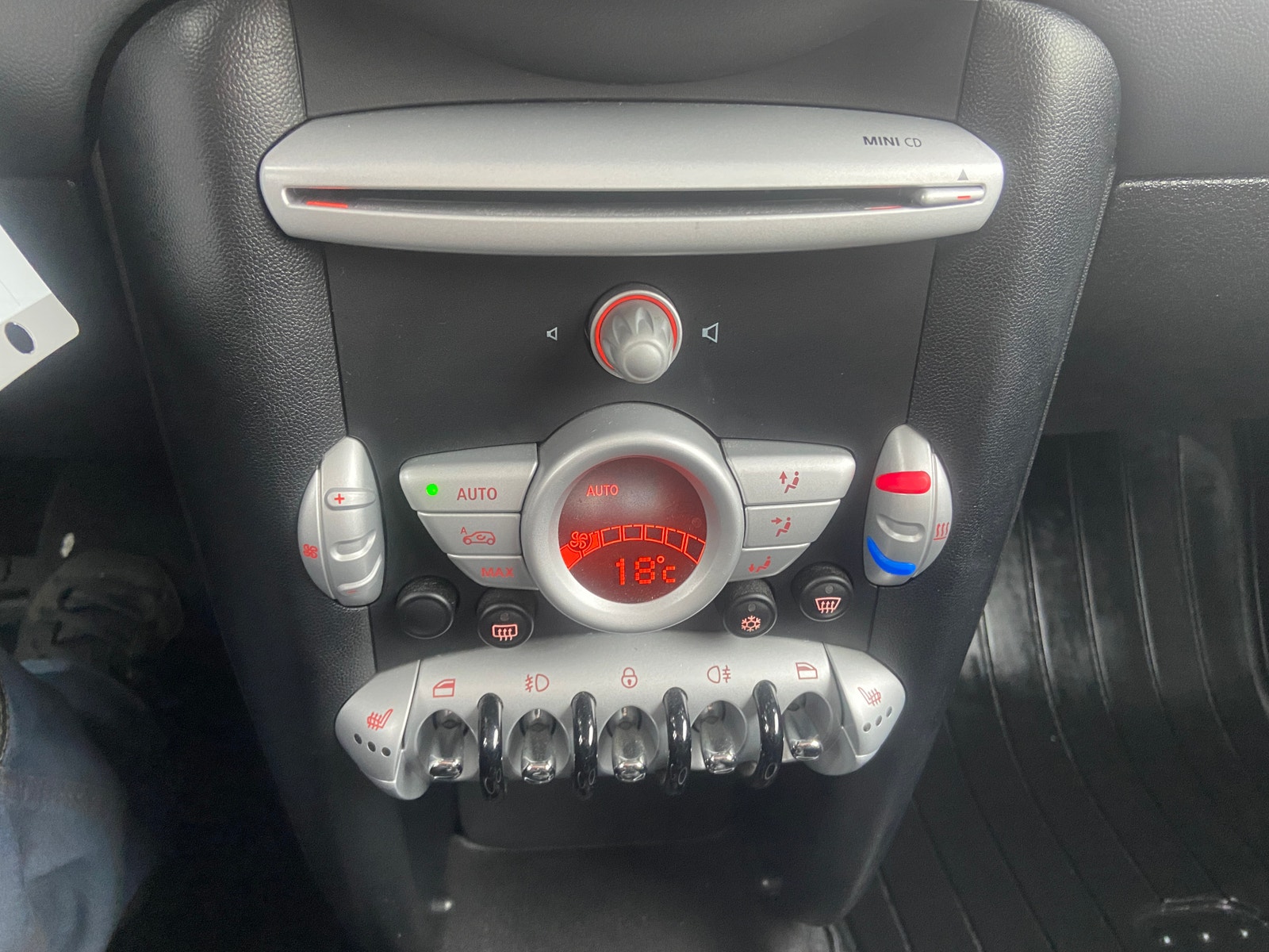 MINI Cooper Manual, 6-trins, 120ps, 2009