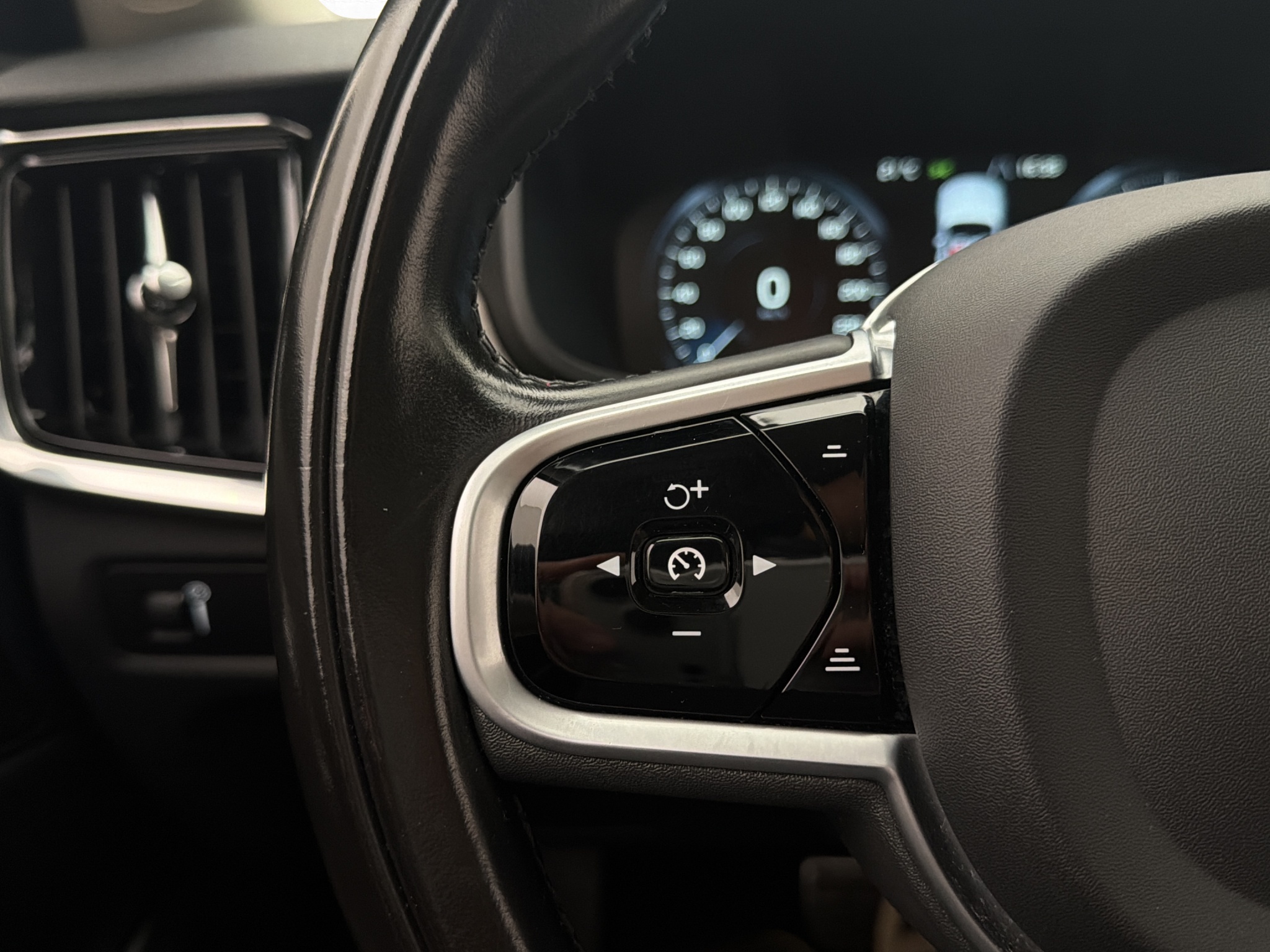 Volvo V90 Cross Country D4 AWD Geartronic, 8-trinn, 190hk, 2021