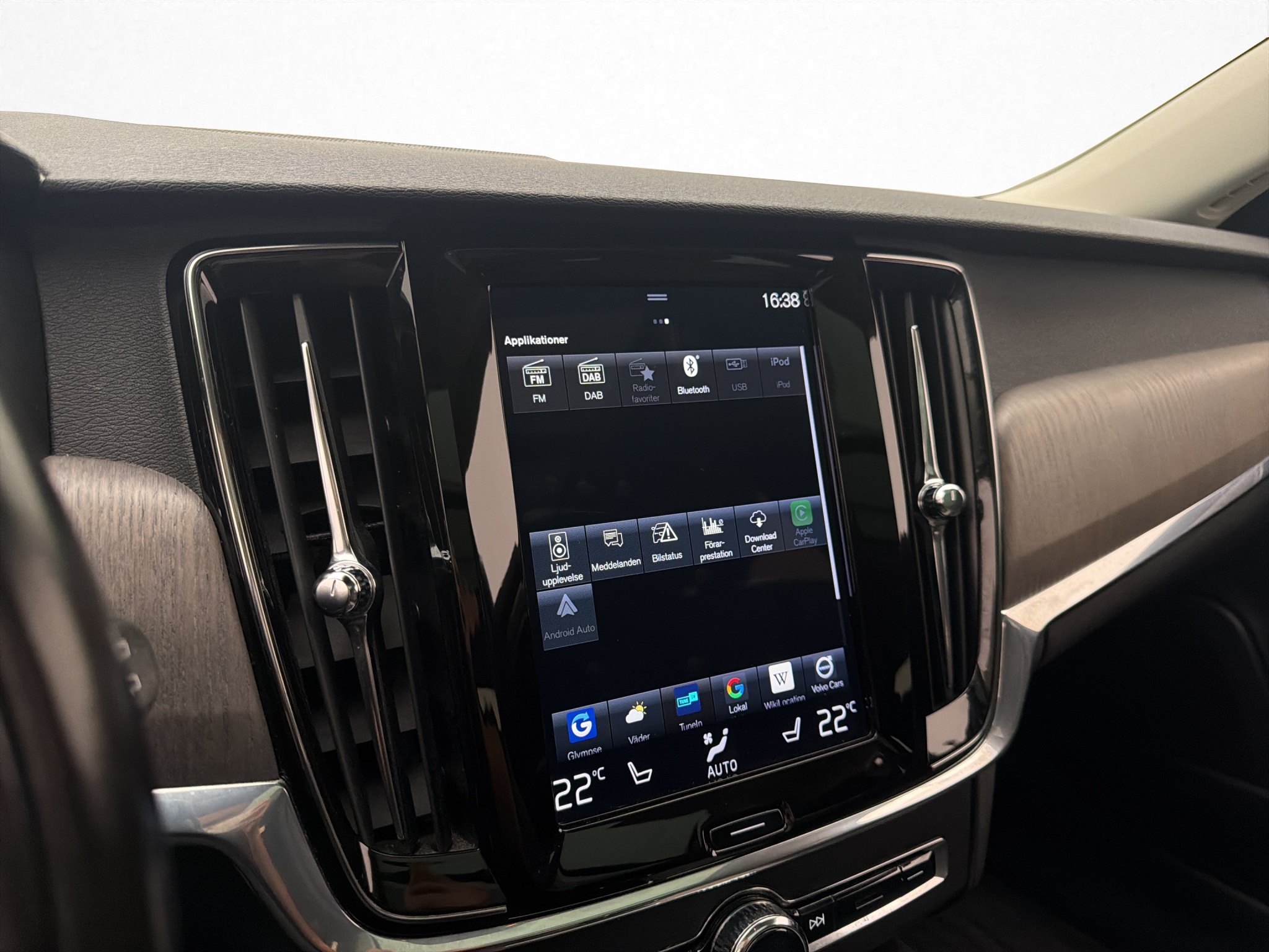 Volvo V90 Cross Country D4 AWD Geartronic, 8-trinn, 190hk, 2021