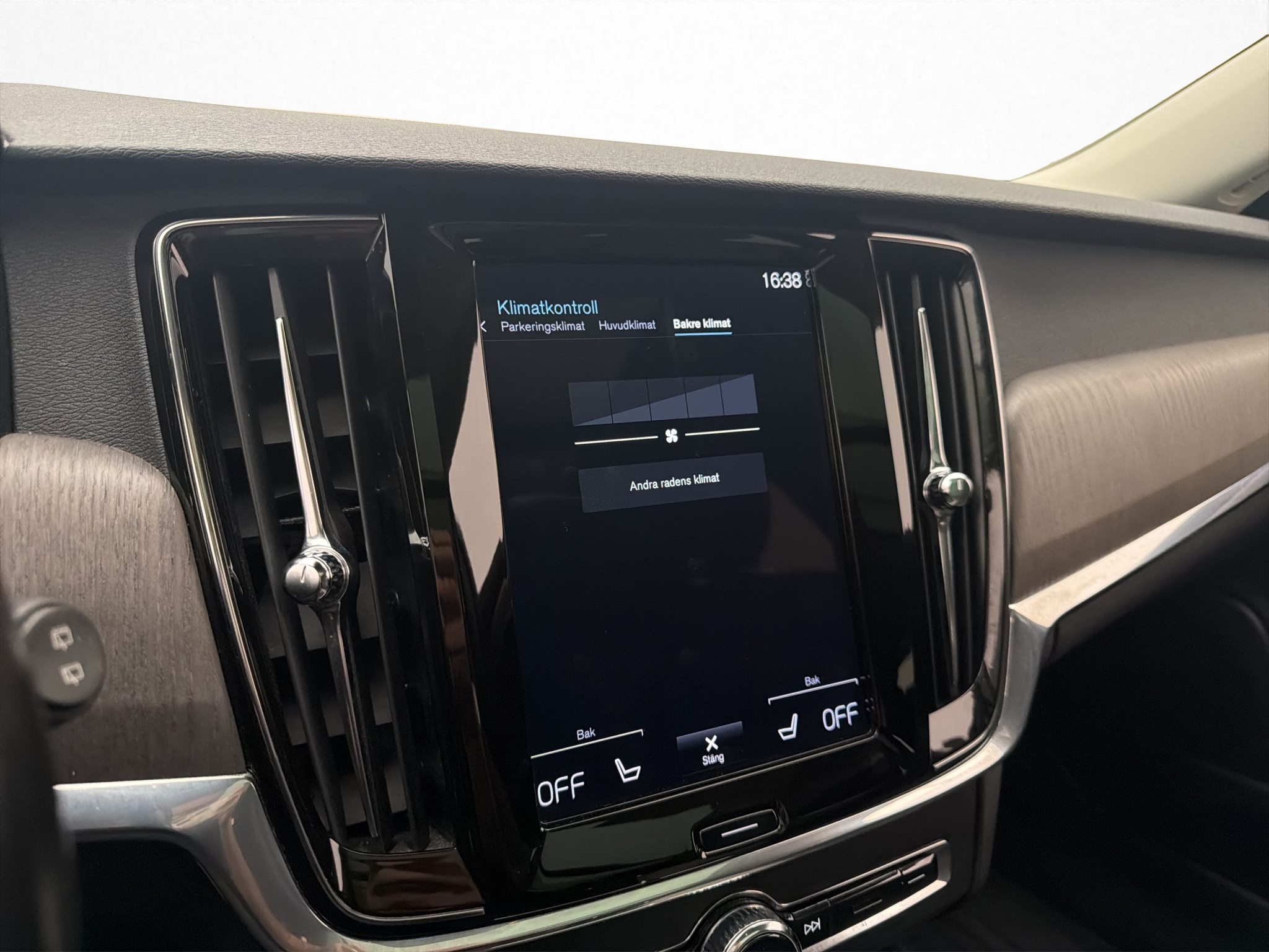 Volvo V90 Cross Country D4 AWD Geartronic, 8-trinn, 190hk, 2021