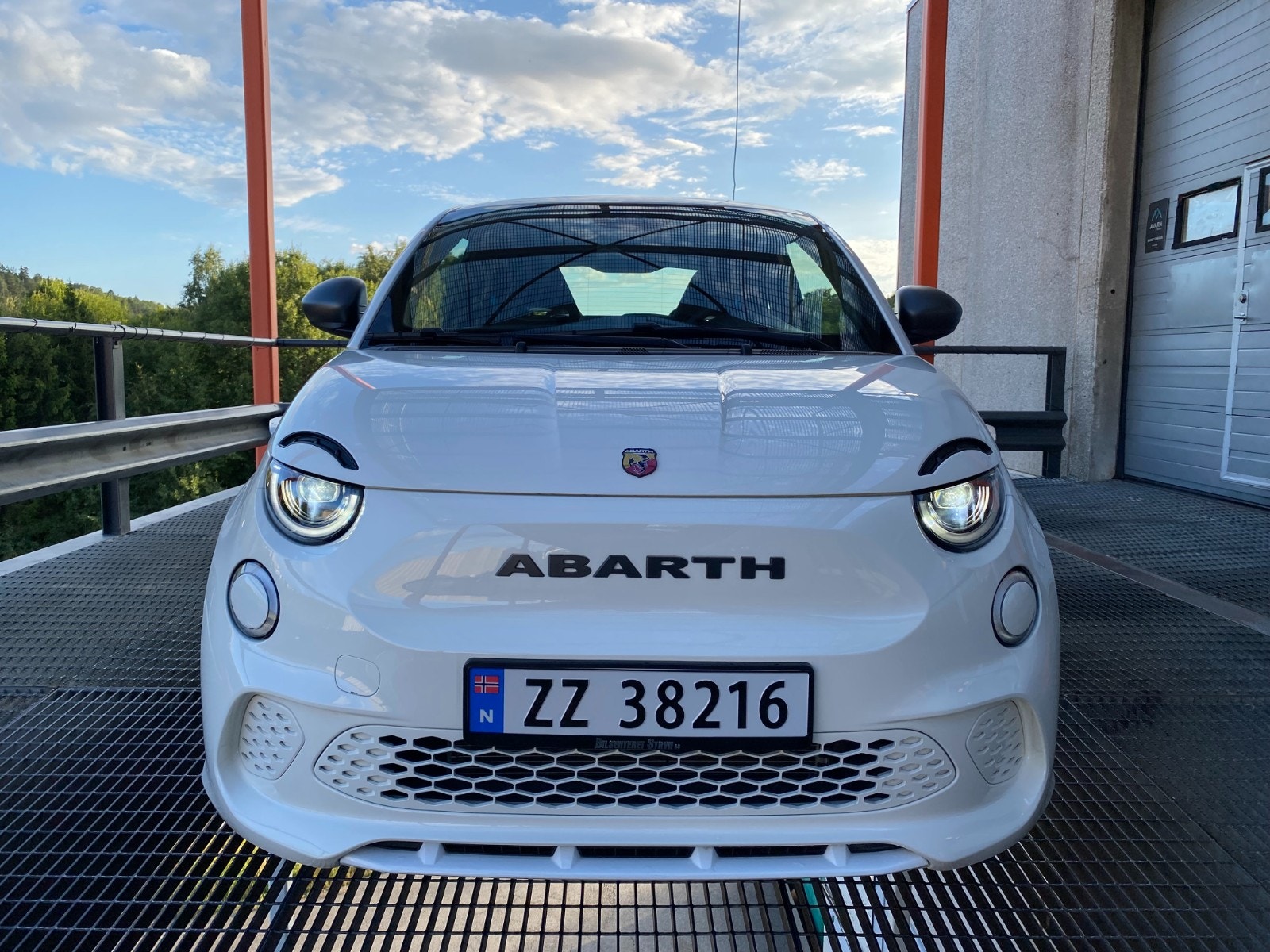Abarth 500e, 155ps, 2024