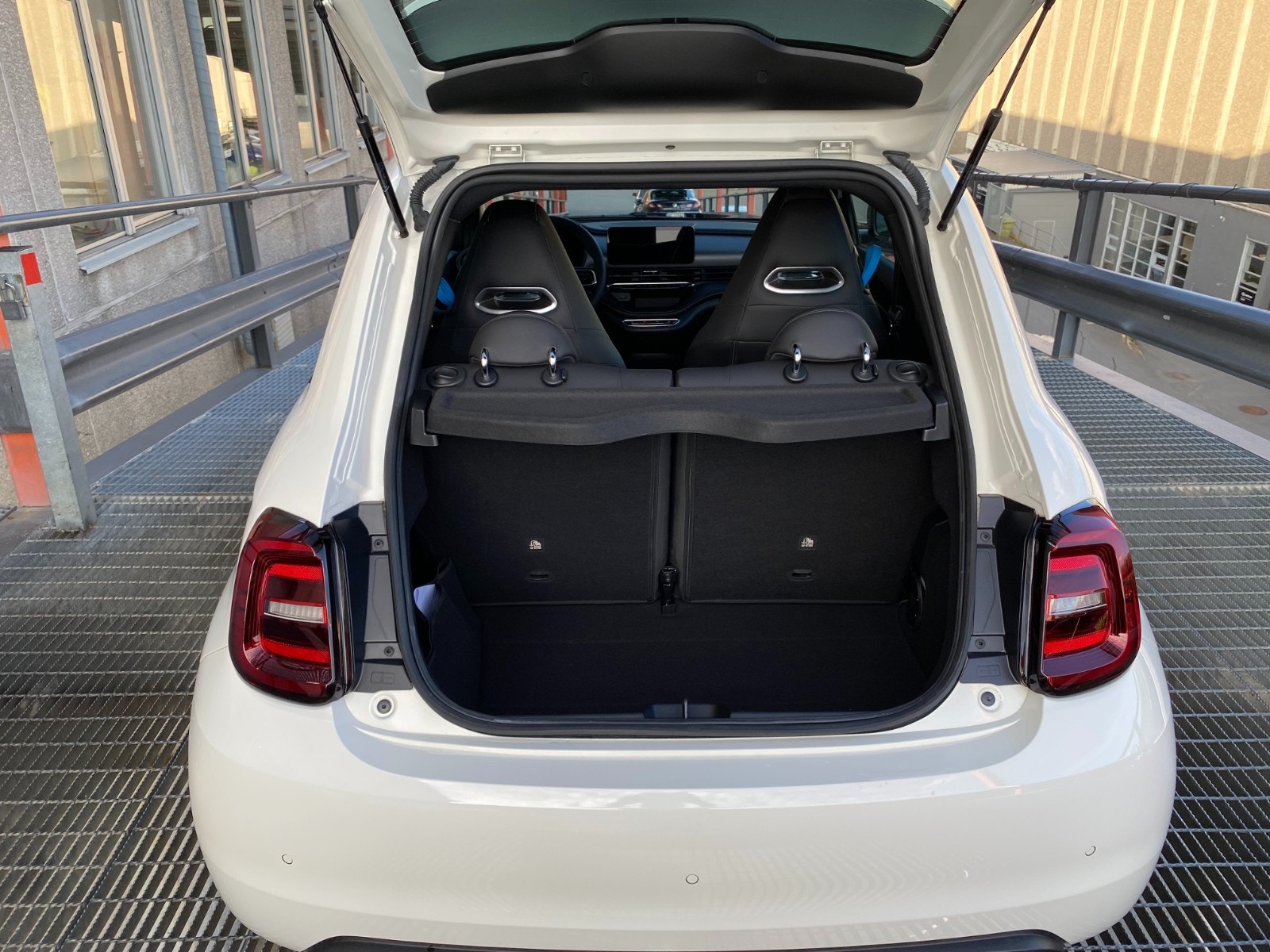 Abarth 500e, 155ps, 2024