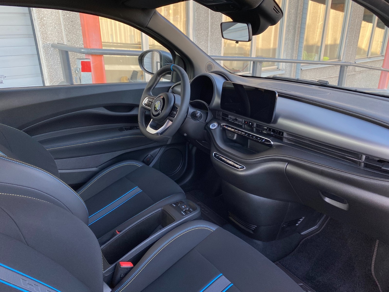 Abarth 500e, 155ps, 2024