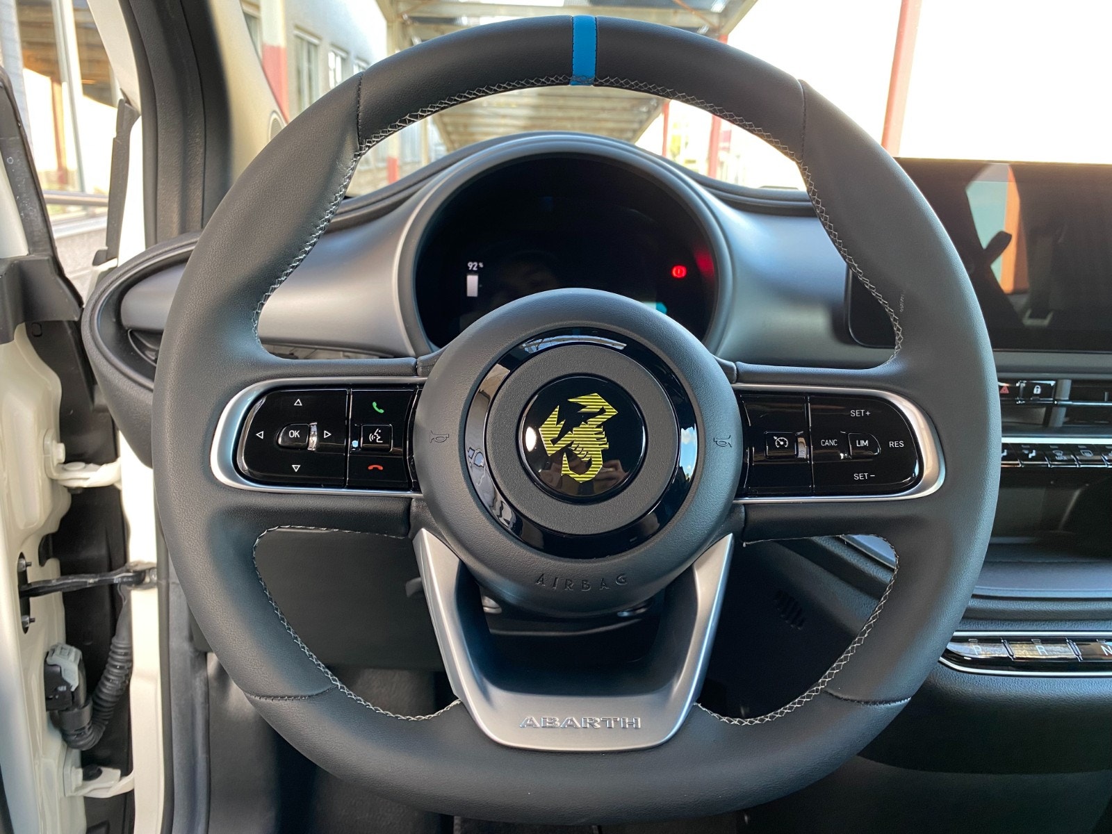 Abarth 500e, 155ps, 2024