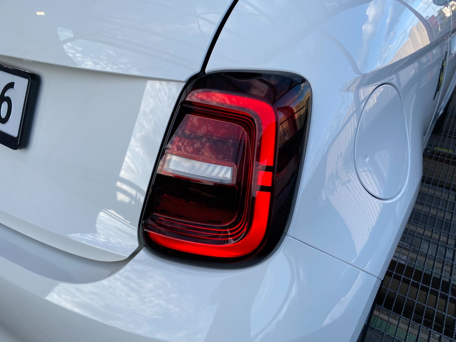 Abarth 500e, 155ps, 2024