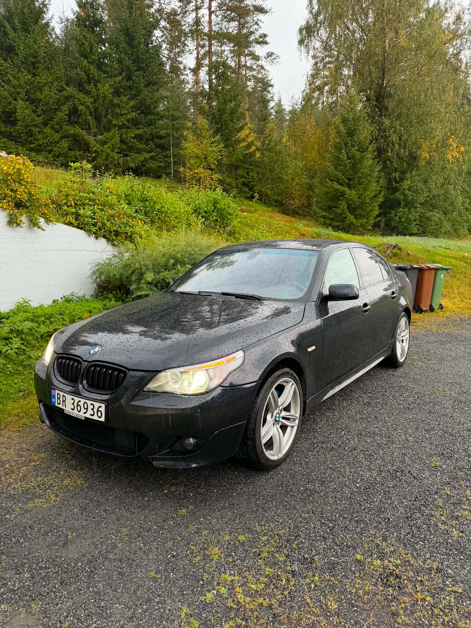 BMW 525xi Sedan Automatic, 218hp, 2006