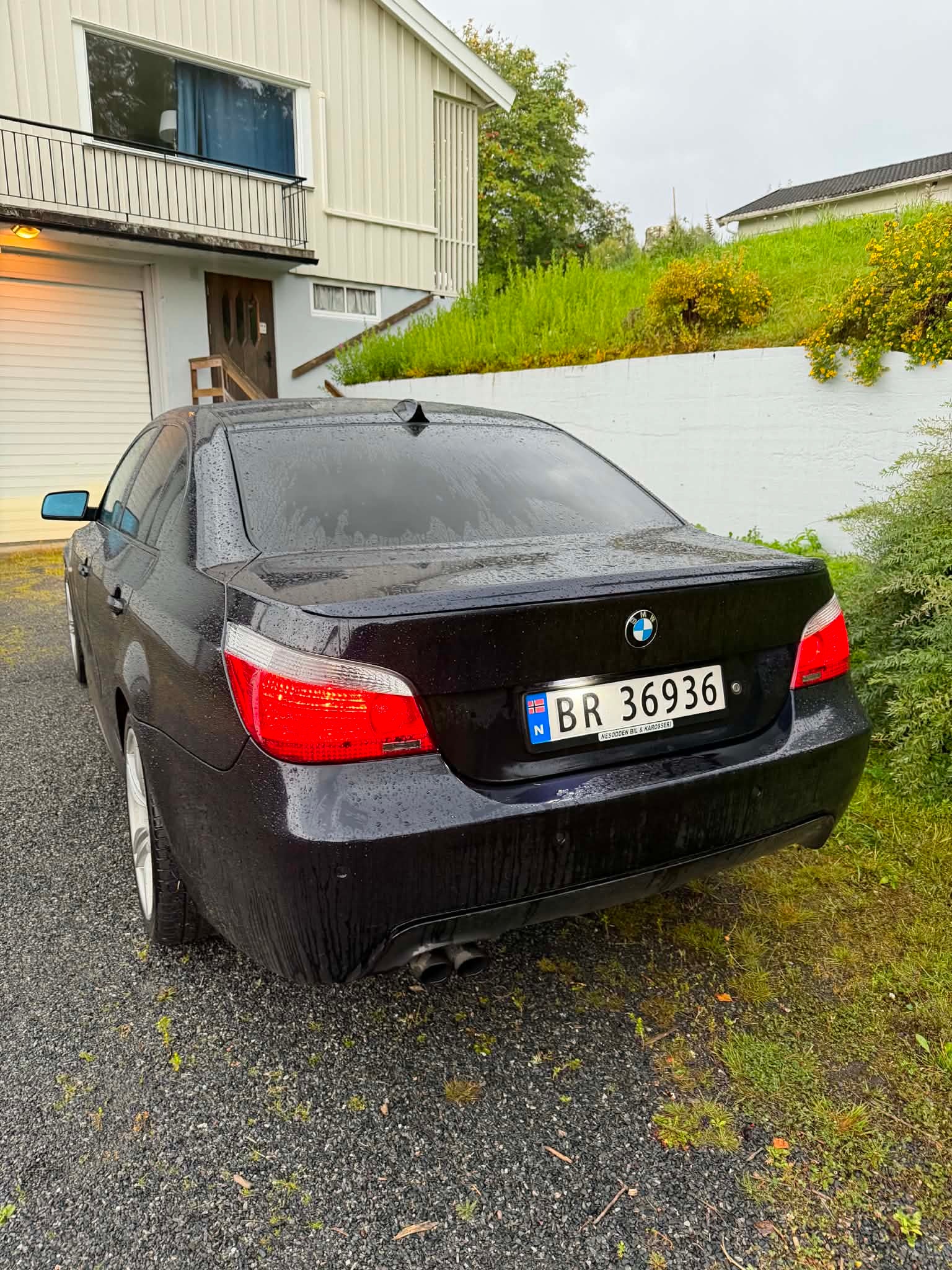 BMW 525xi Sedan Automatic, 218hp, 2006