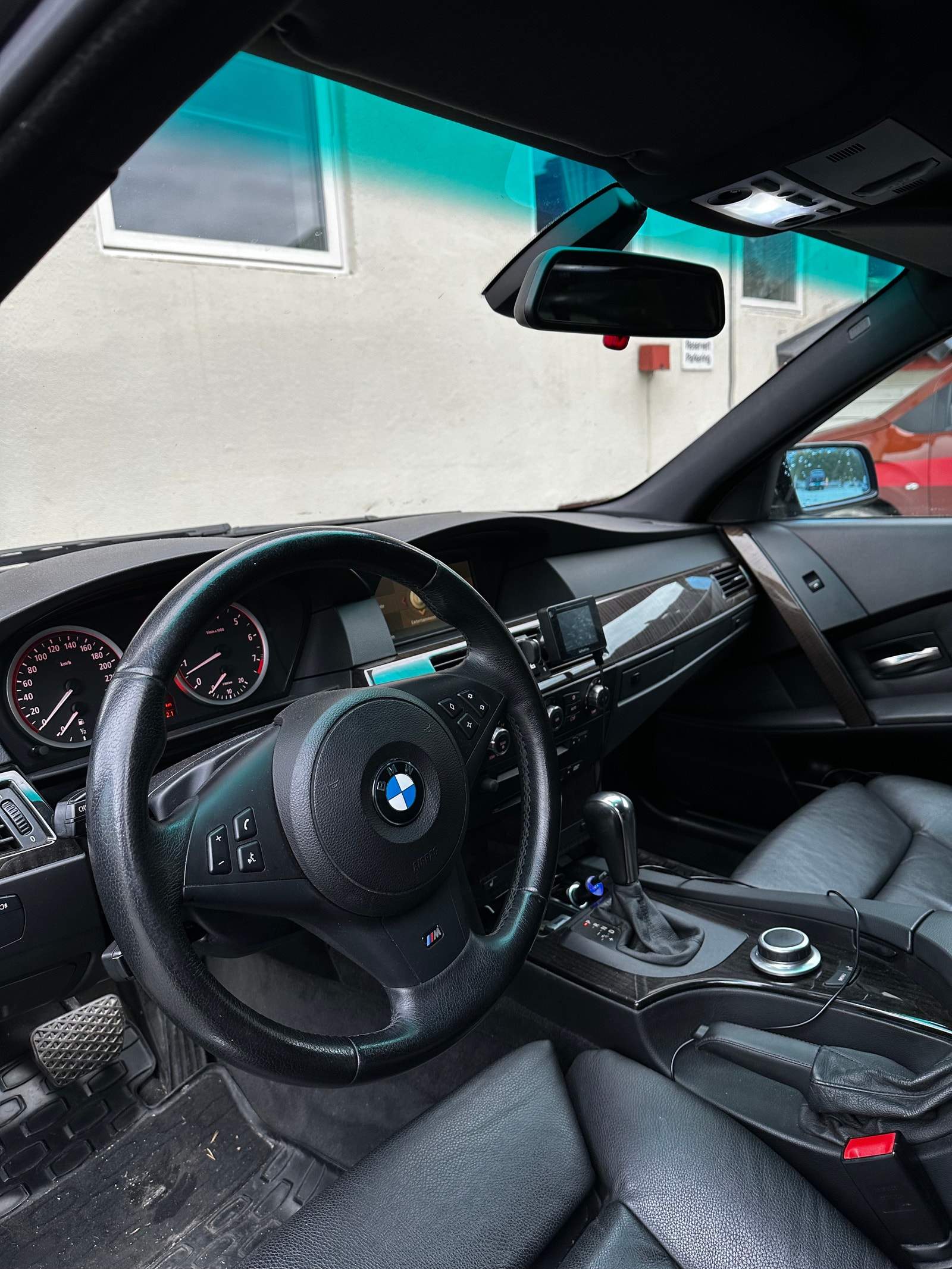 BMW 525xi Sedan Automatic, 218hp, 2006