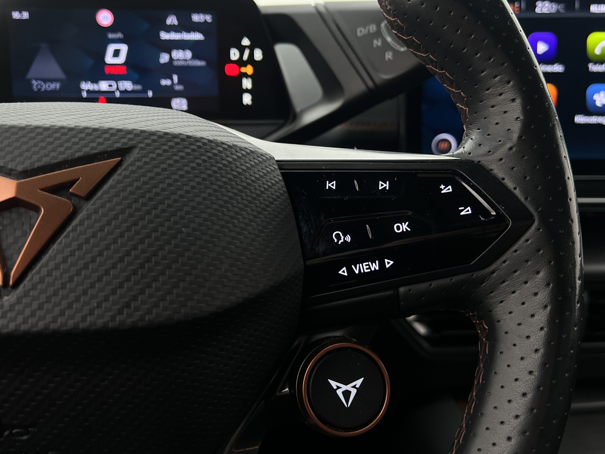 CUPRA Born e-boost 58, 231ps, 2023