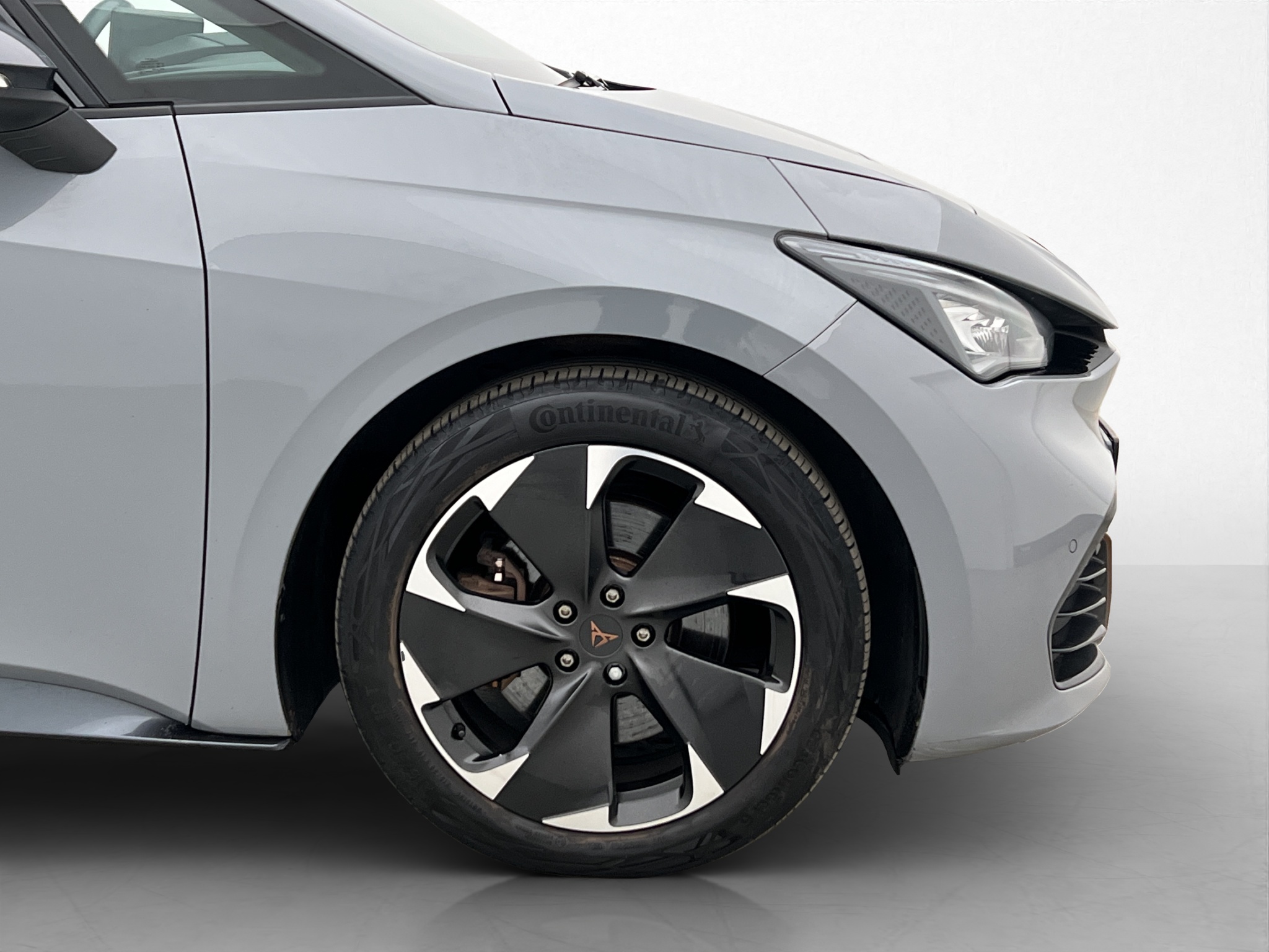 CUPRA Born e-boost 58, 231ps, 2023