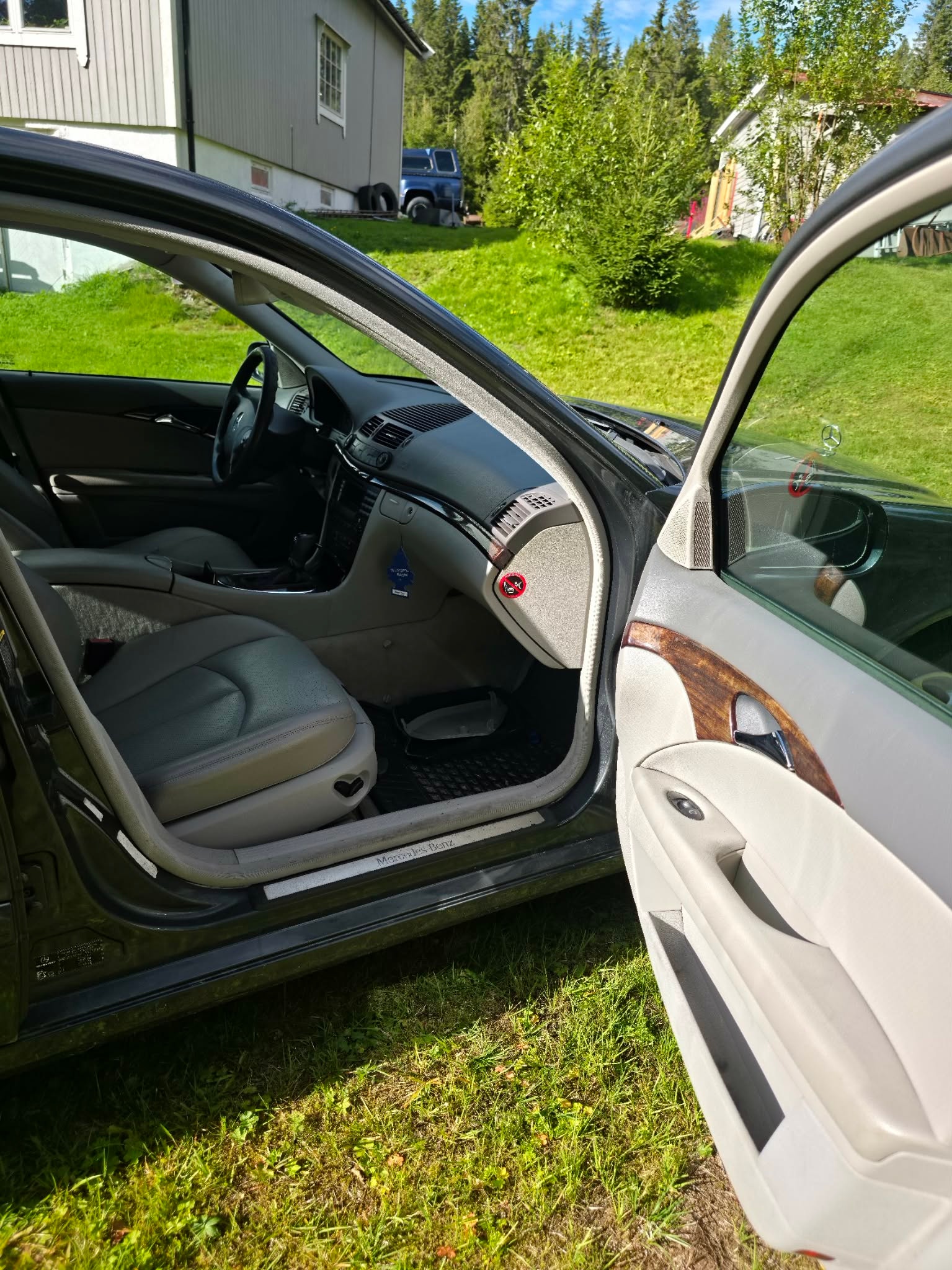Mercedes-Benz E 200 Kompressor 5G-Tronic, 163hp, 2003