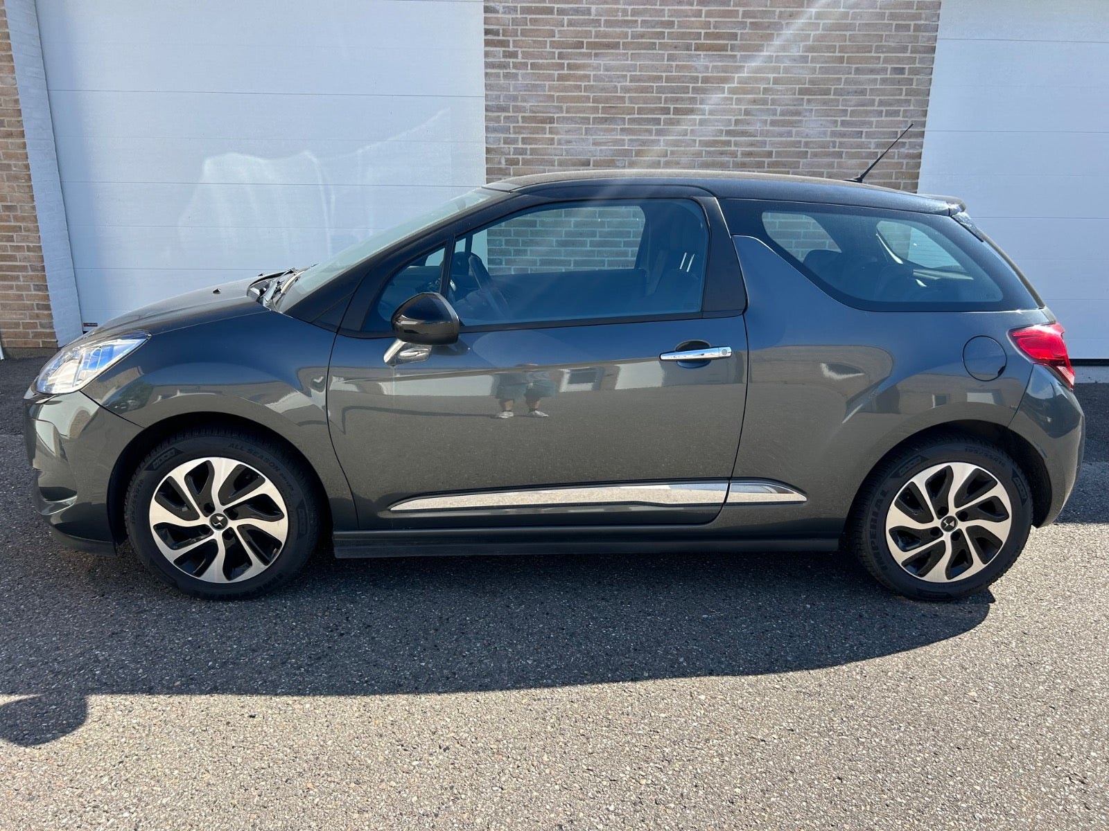 DS 3 1.6 BlueHDi Manual, 5-trins, 99ps, 2016