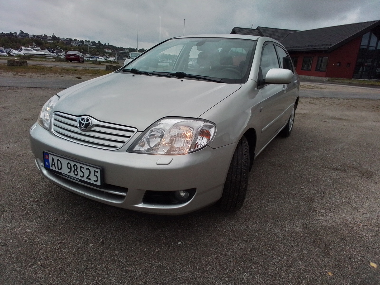 Toyota Corolla Sedan 1.6 VVT-i Automatic, 4-trins, 110ps, 2004
