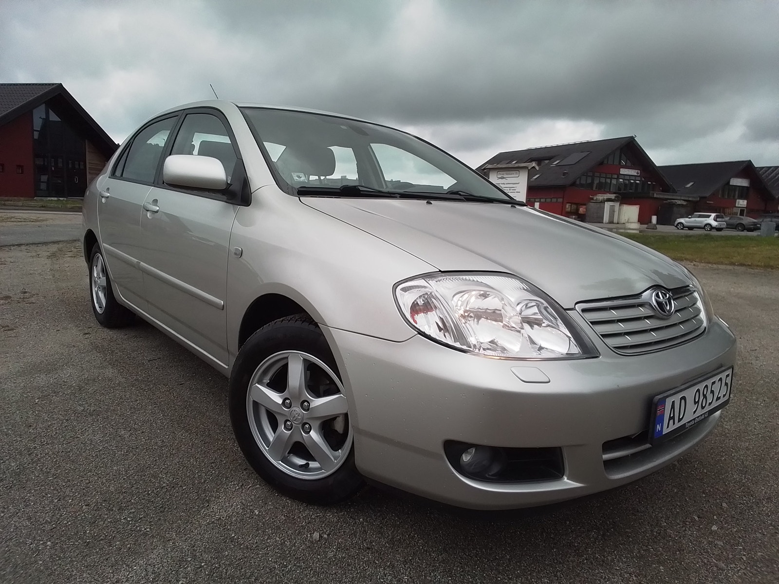 Toyota Corolla Sedan 1.6 VVT-i Automatic, 4-trins, 110ps, 2004