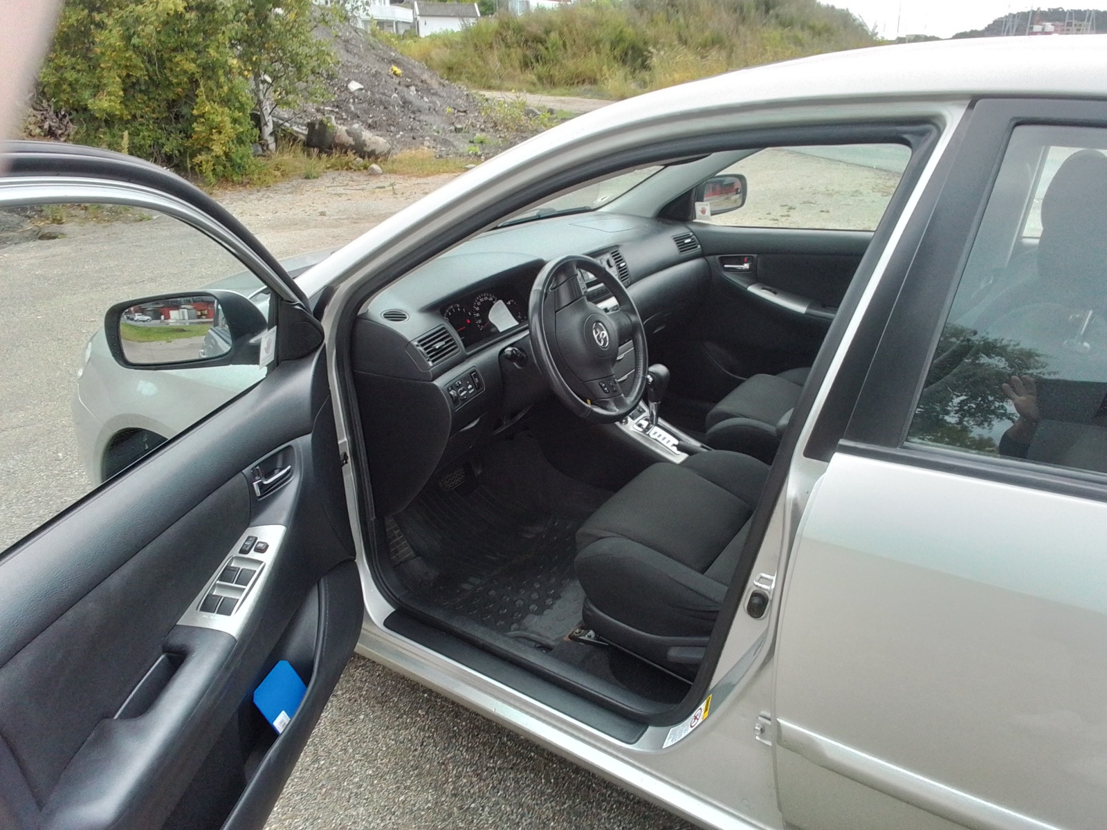 Toyota Corolla Sedan 1.6 VVT-i Automatic, 4-trins, 110ps, 2004