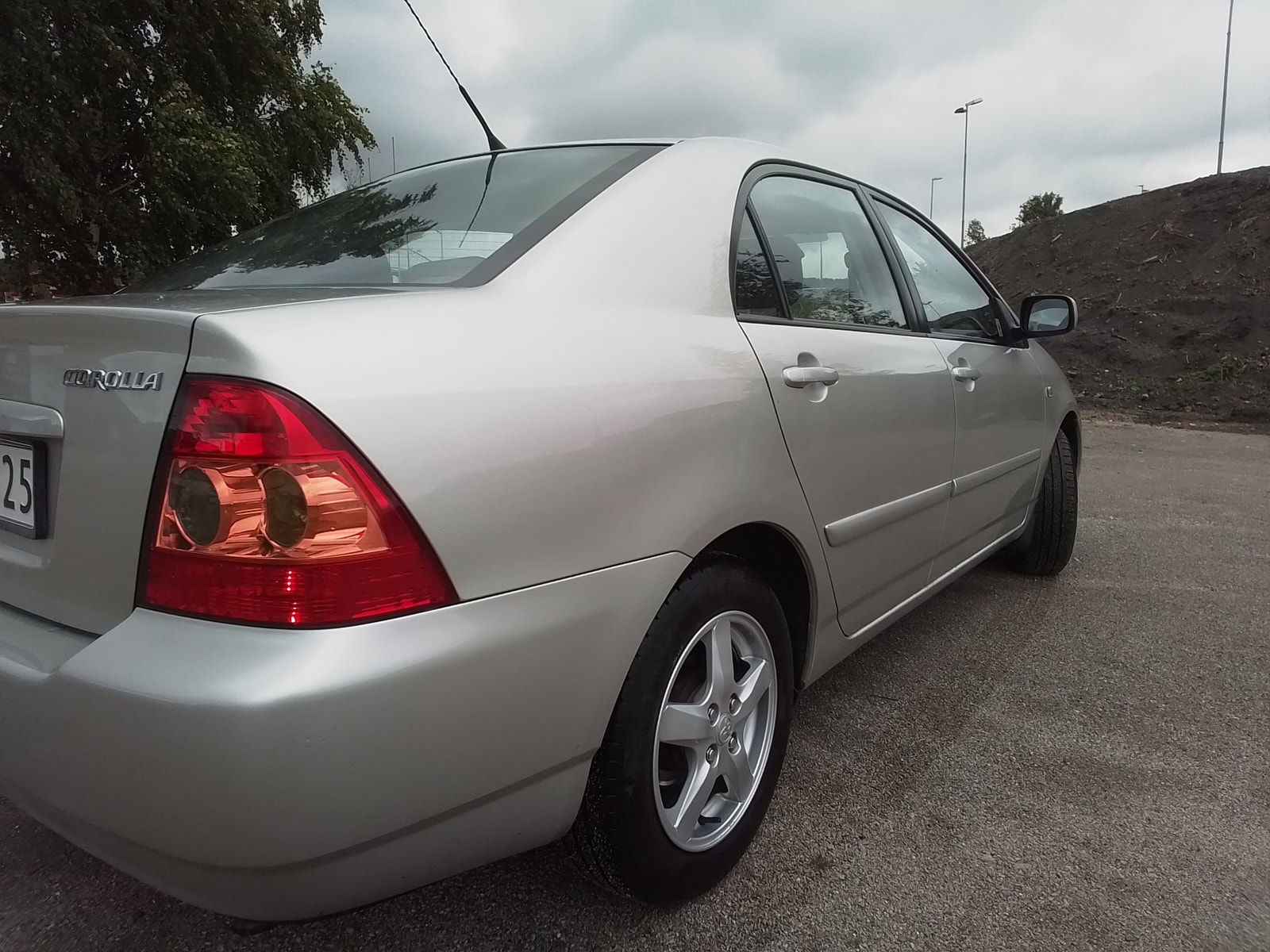 Toyota Corolla Sedan 1.6 VVT-i Automatic, 4-trins, 110ps, 2004