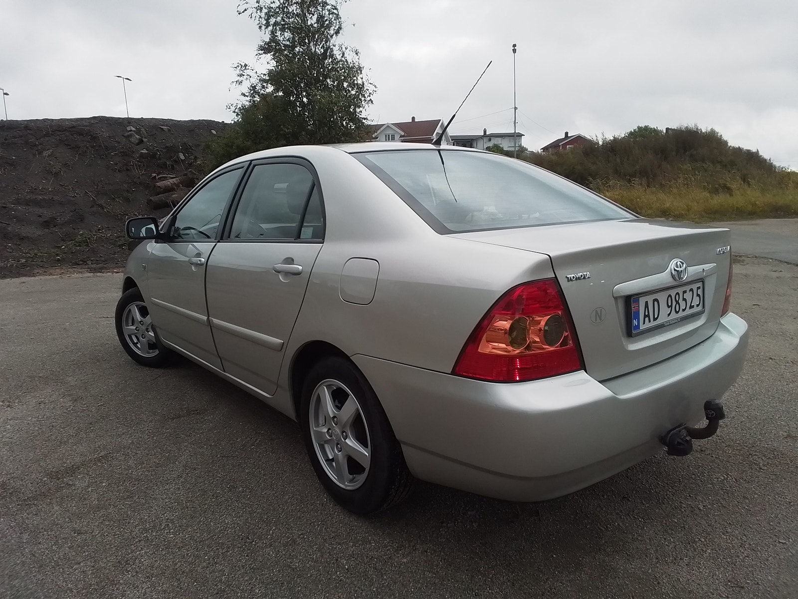 Toyota Corolla Sedan 1.6 VVT-i Automatic, 4-trins, 110ps, 2004