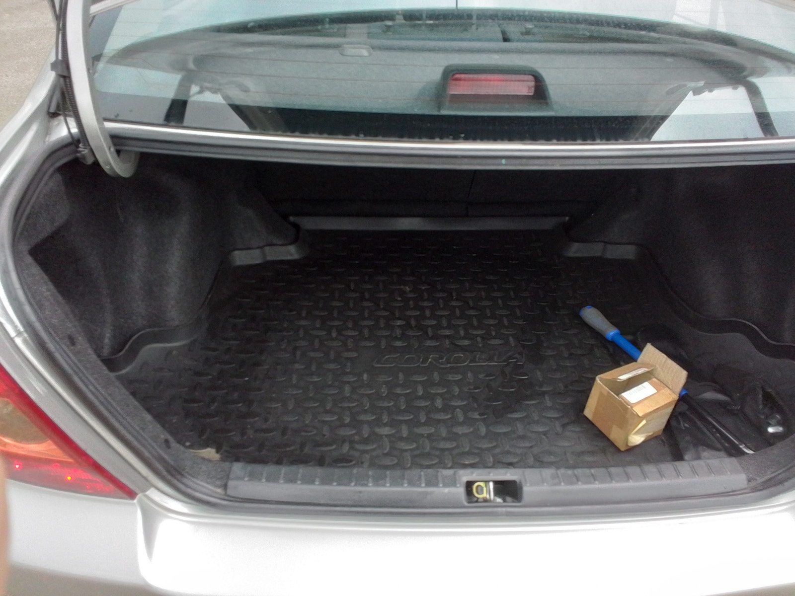 Toyota Corolla Sedan 1.6 VVT-i Automatic, 4-trins, 110ps, 2004