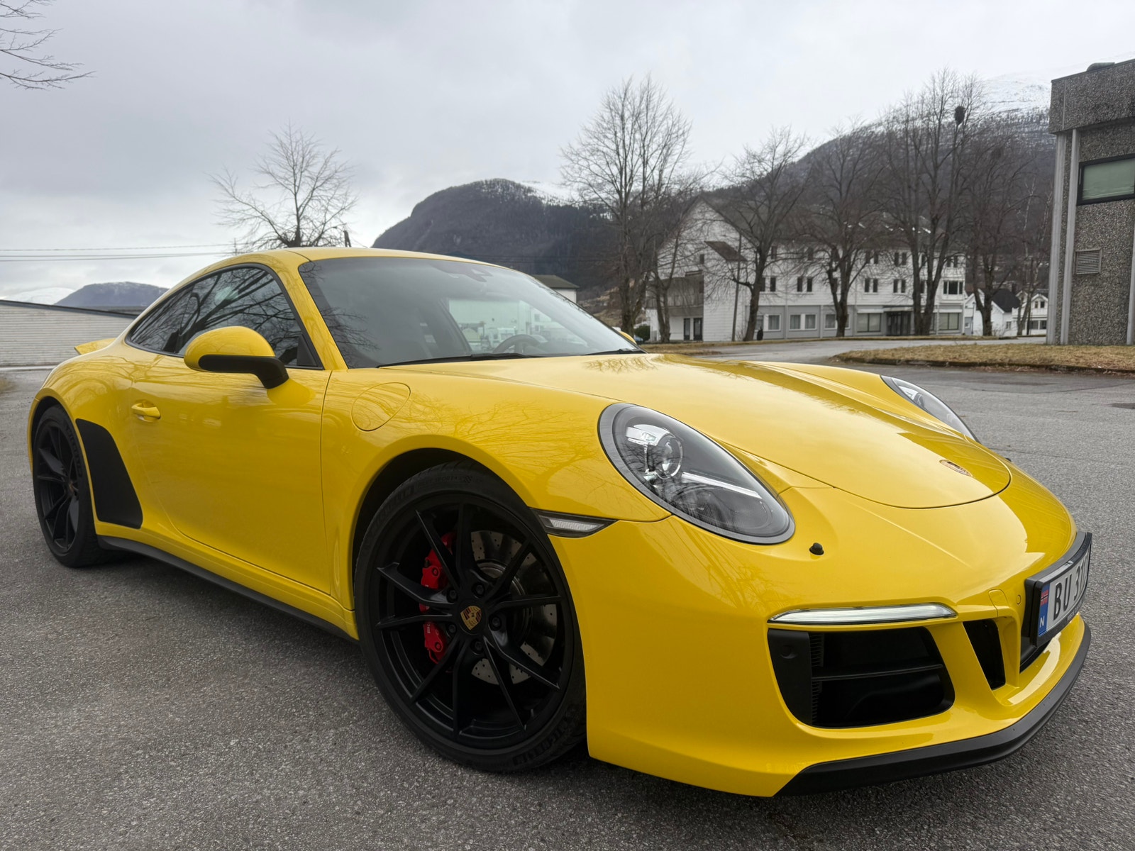 Porsche 911 Carrera 4 GTS PDK, 7-trins, 450ps, 2019