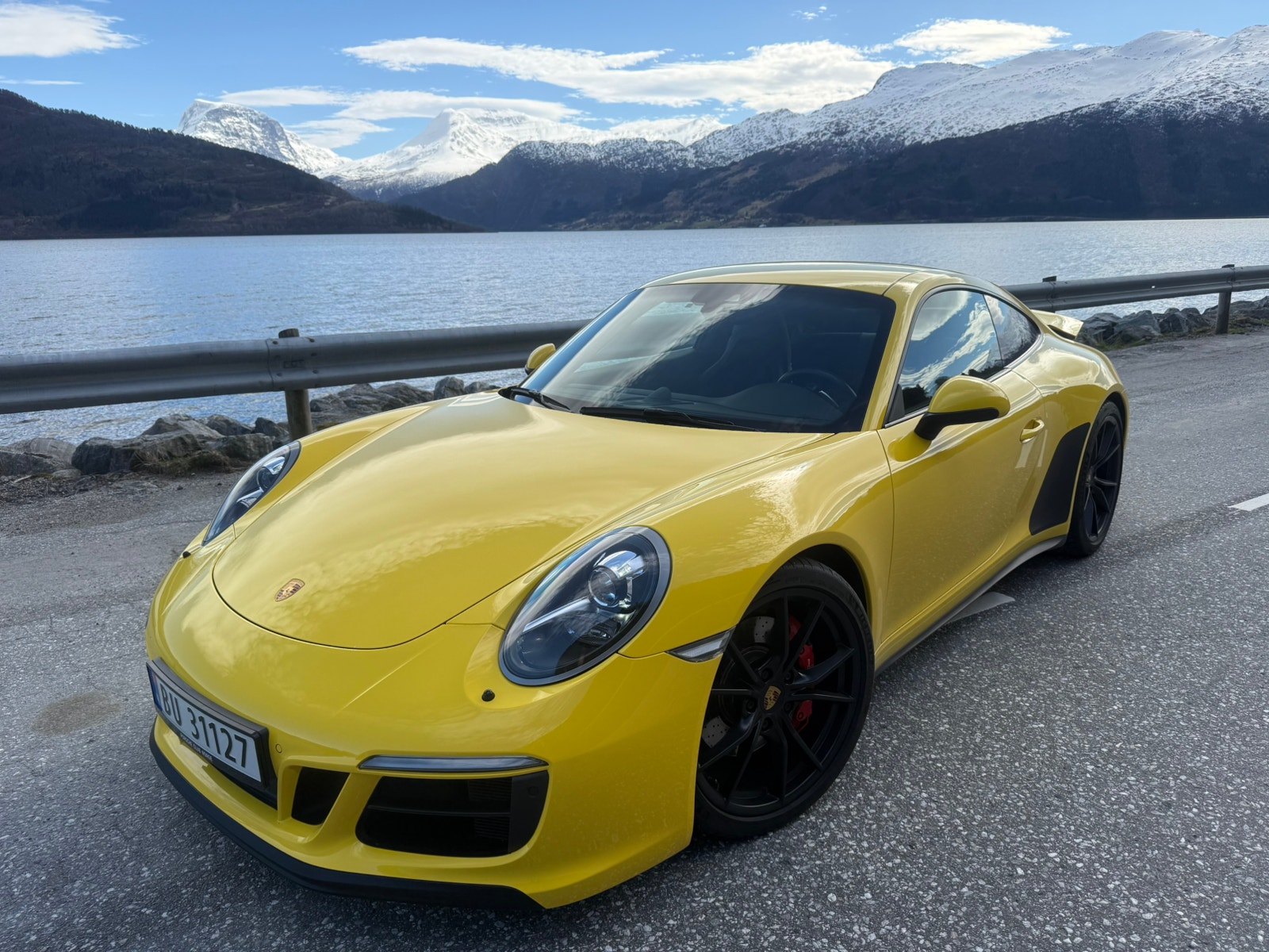 Porsche 911 Carrera 4 GTS PDK, 7-trins, 450ps, 2019