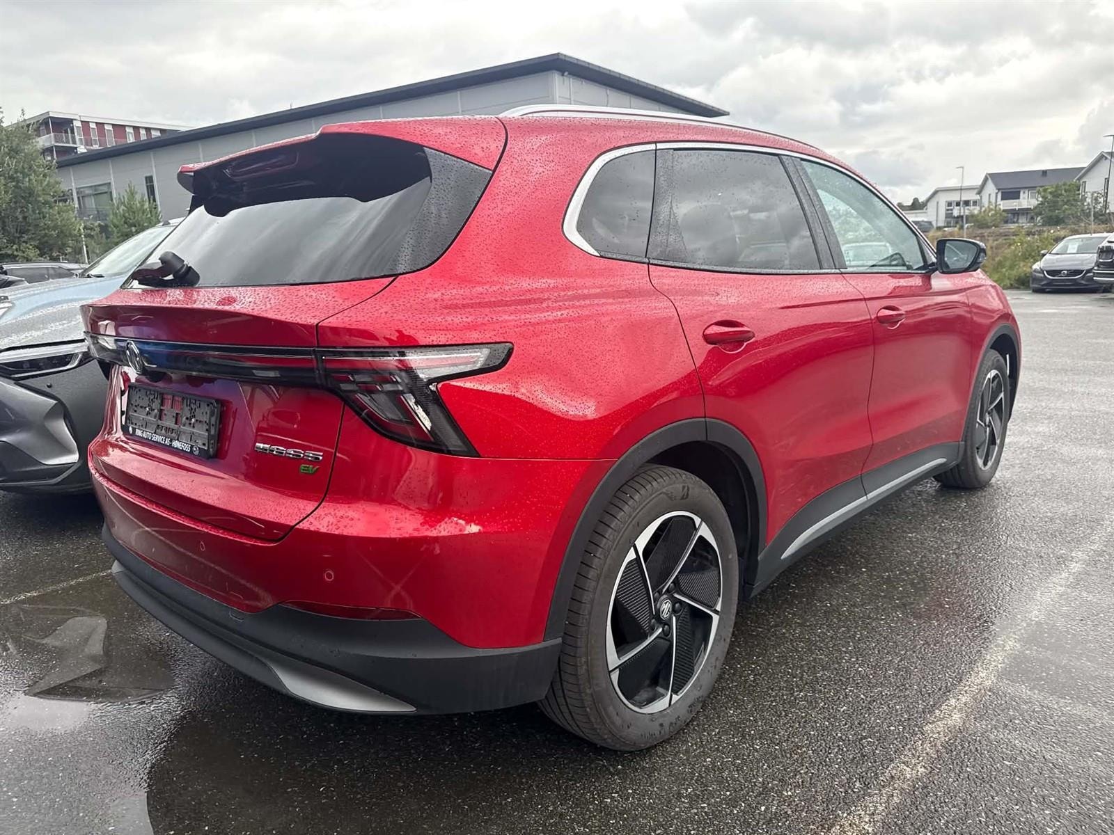 MG S5 EV Long Range 64 kWh, 231hp, 2025