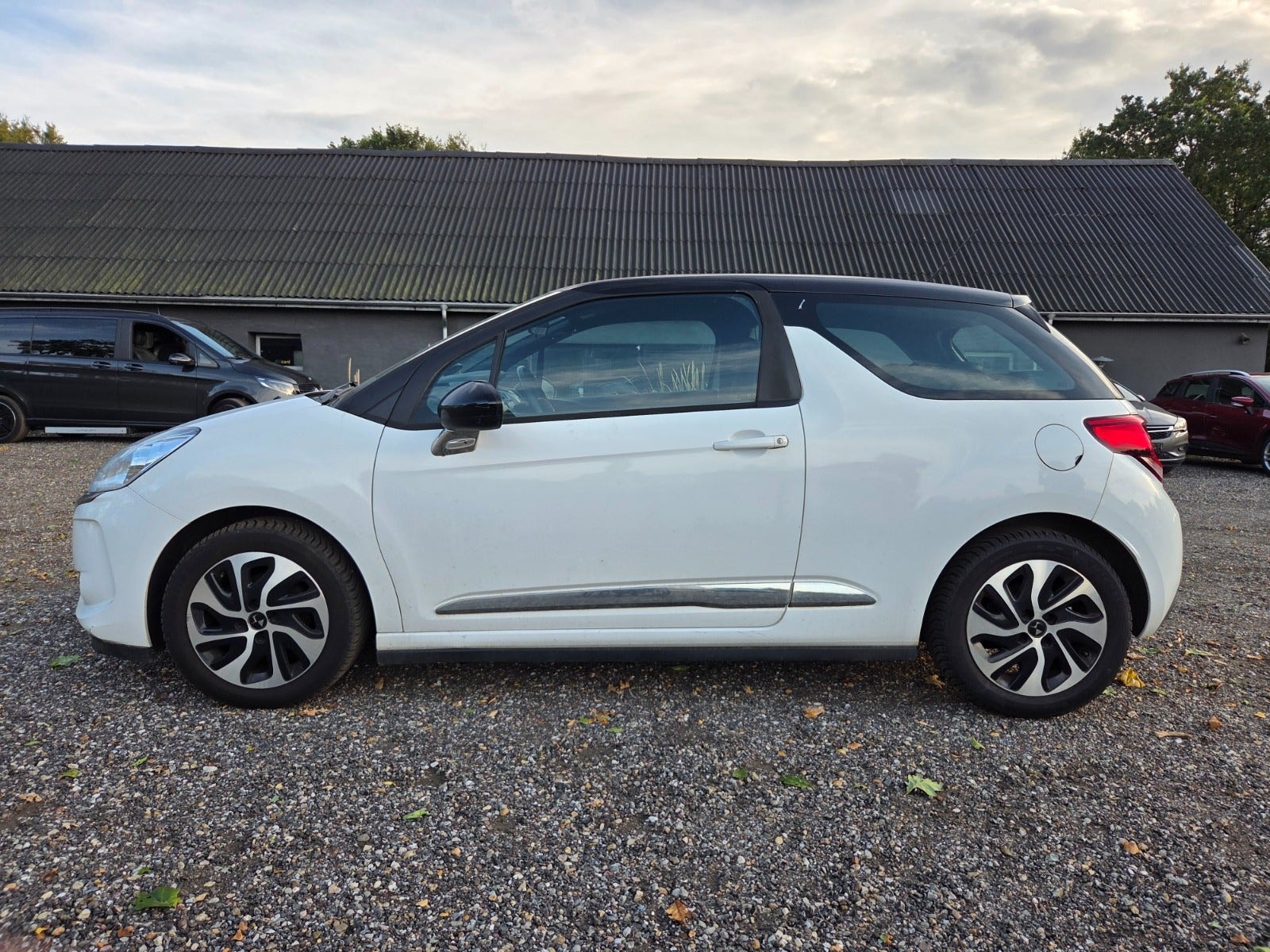 DS 3 1.6 BlueHDi Manual, 5-trins, 99ps, 2018