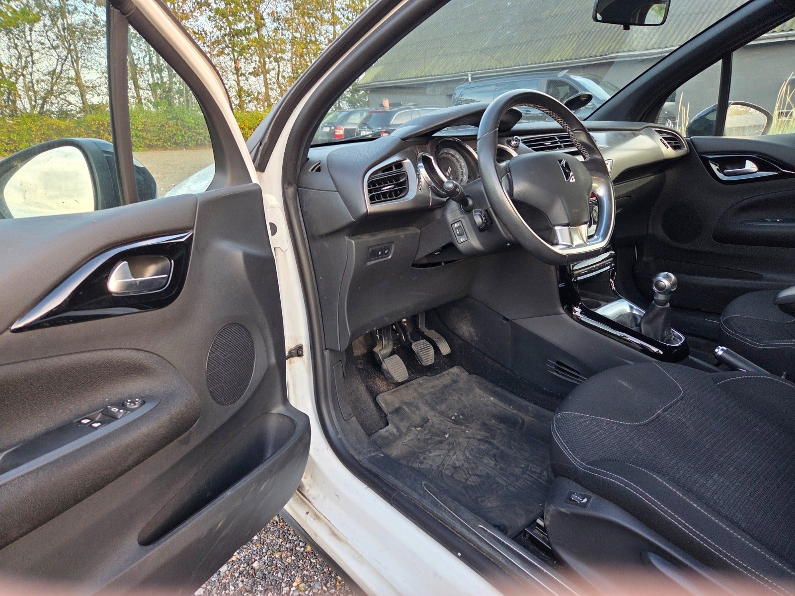 DS 3 1.6 BlueHDi Manual, 5-trins, 99ps, 2018