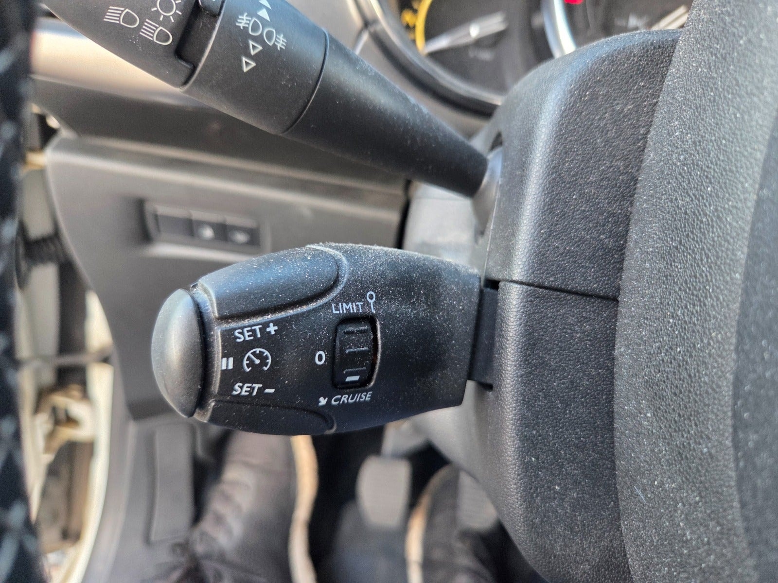 DS 3 1.6 BlueHDi Manual, 5-trins, 99ps, 2018