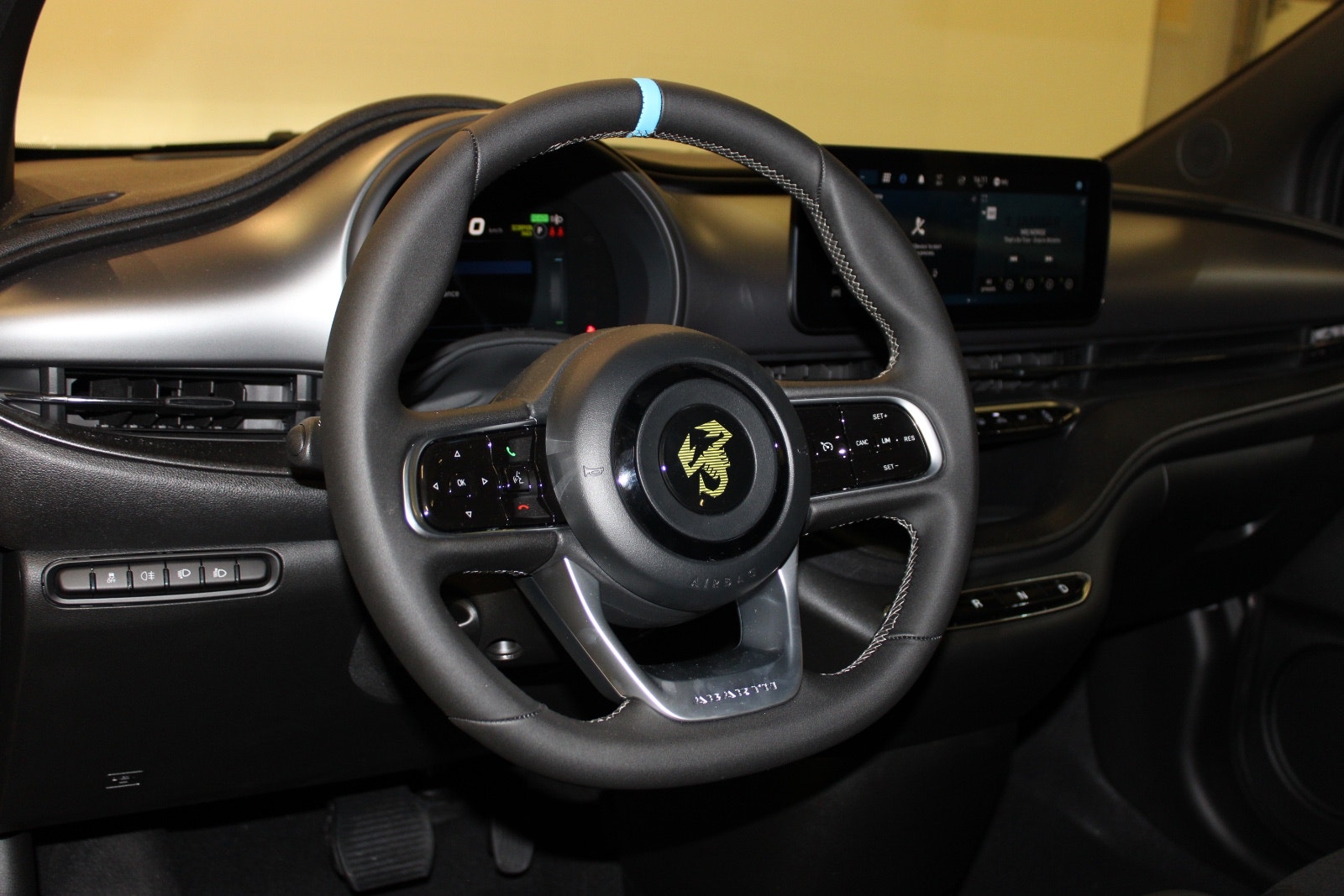 Abarth 500e, 155hk, 2024