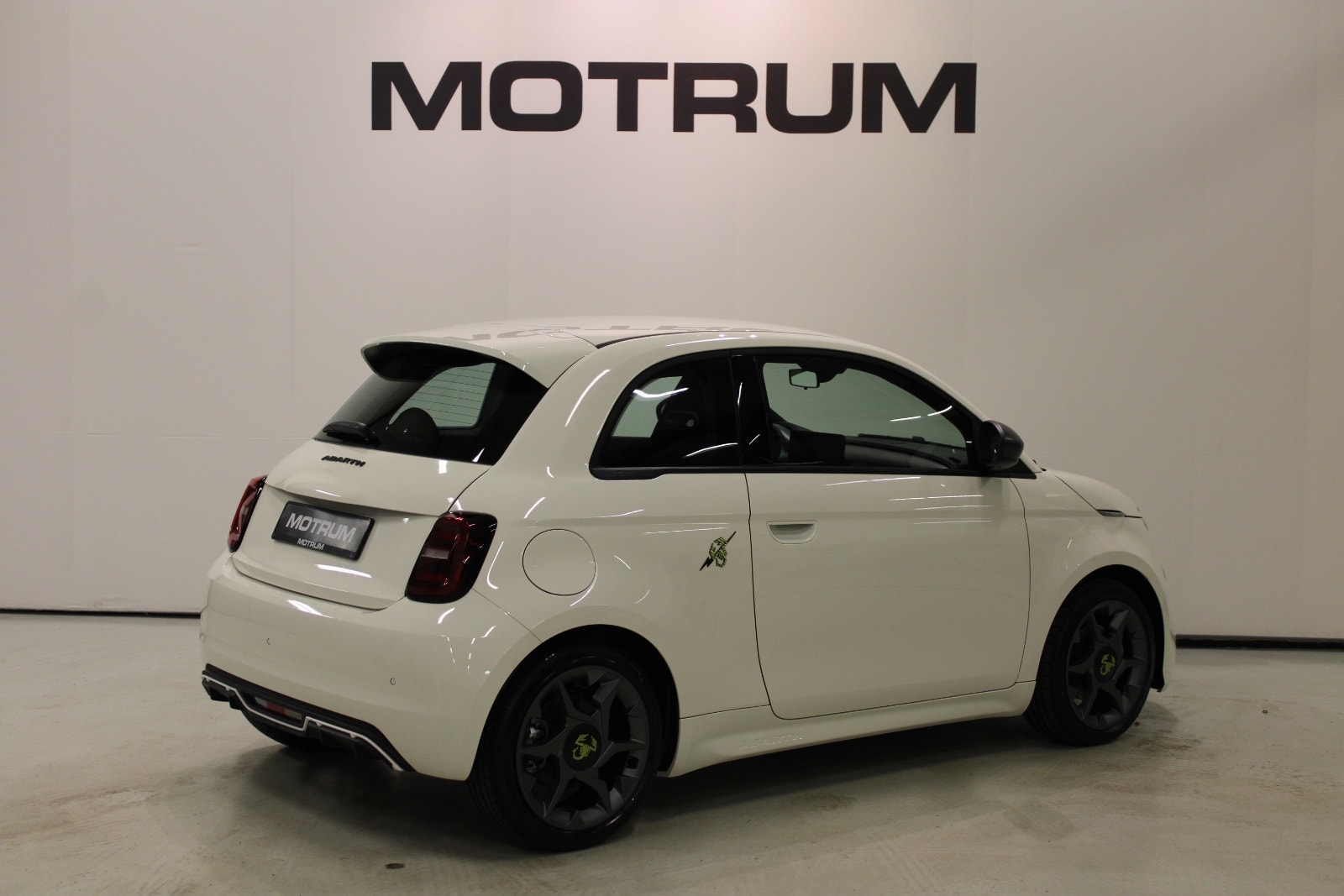 Abarth 500e, 155ps, 2024