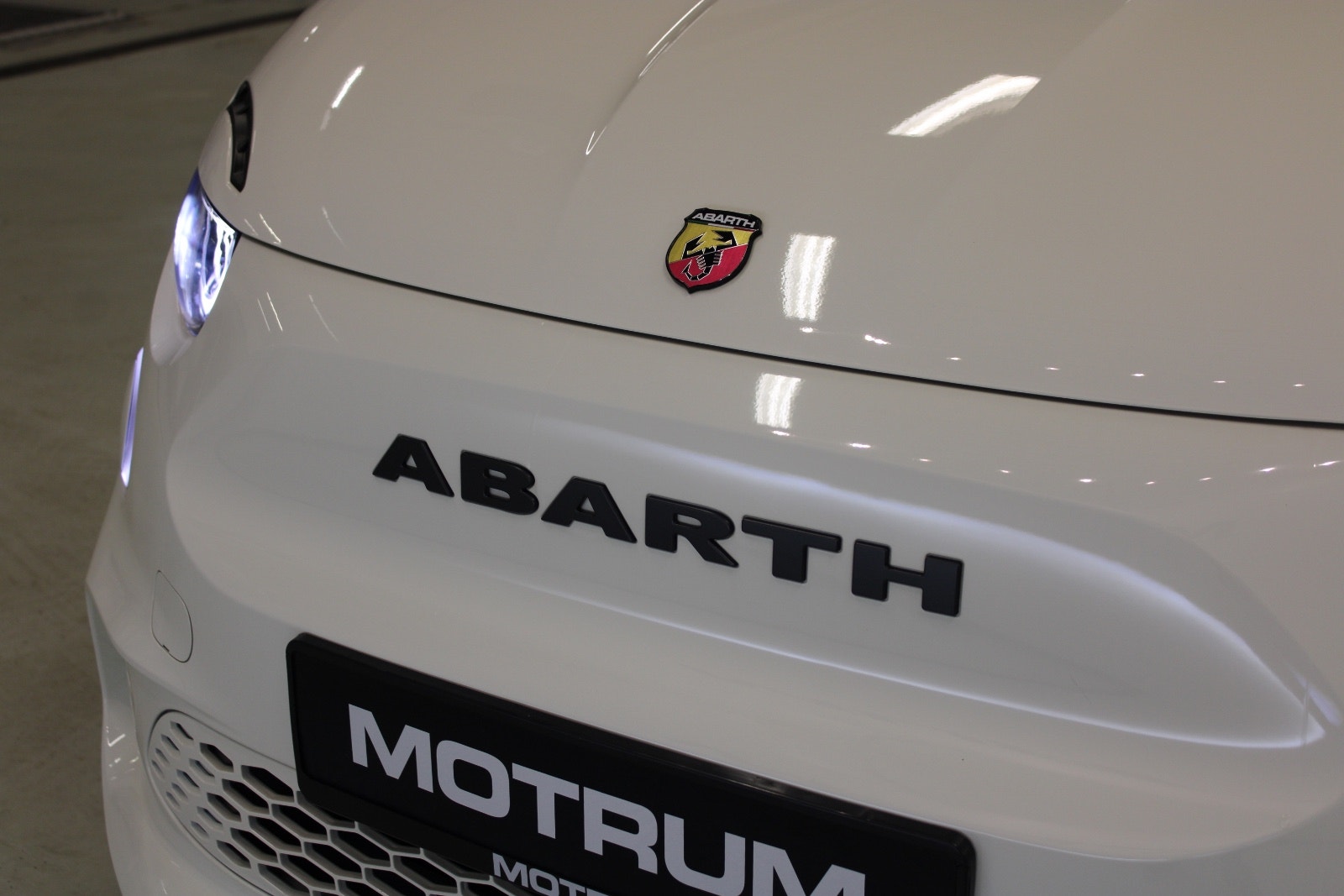 Abarth 500e, 155ps, 2024