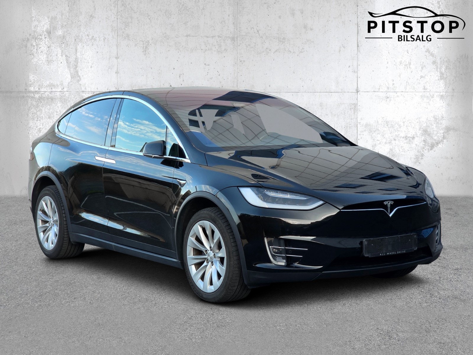 Tesla Model X 90D, 423ps, 2017