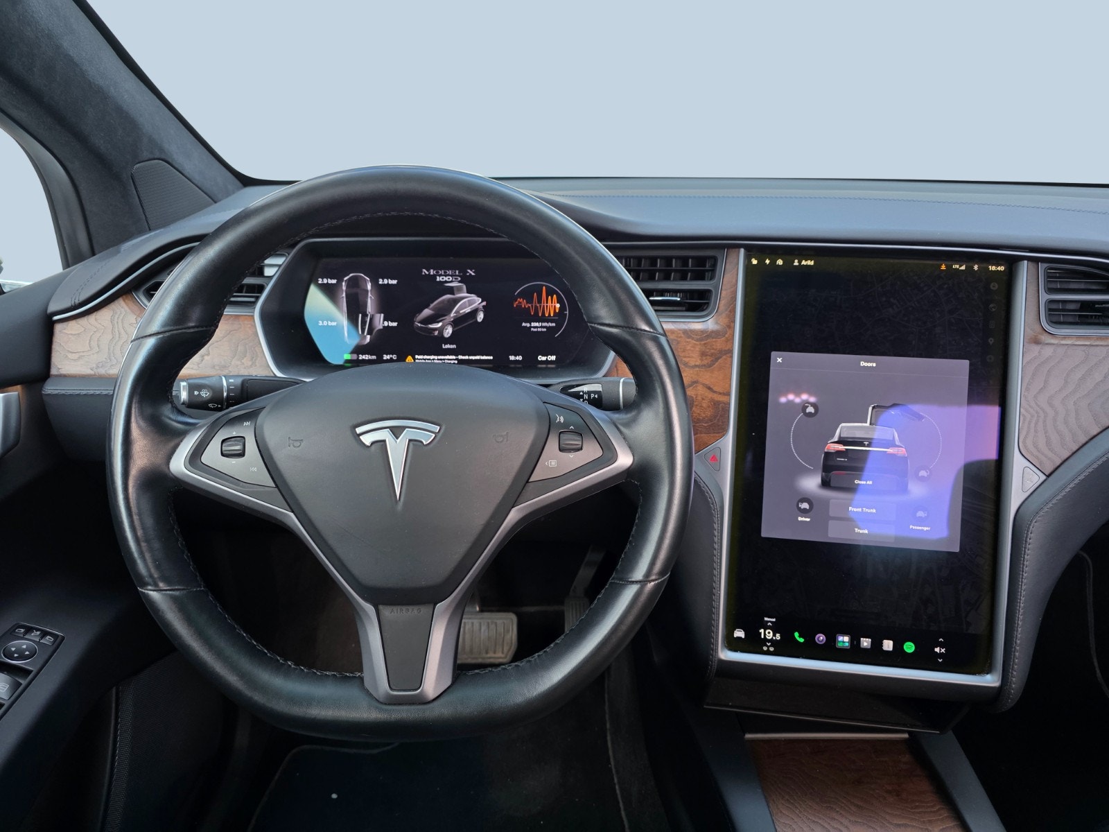 Tesla Model X 90D, 423ps, 2017