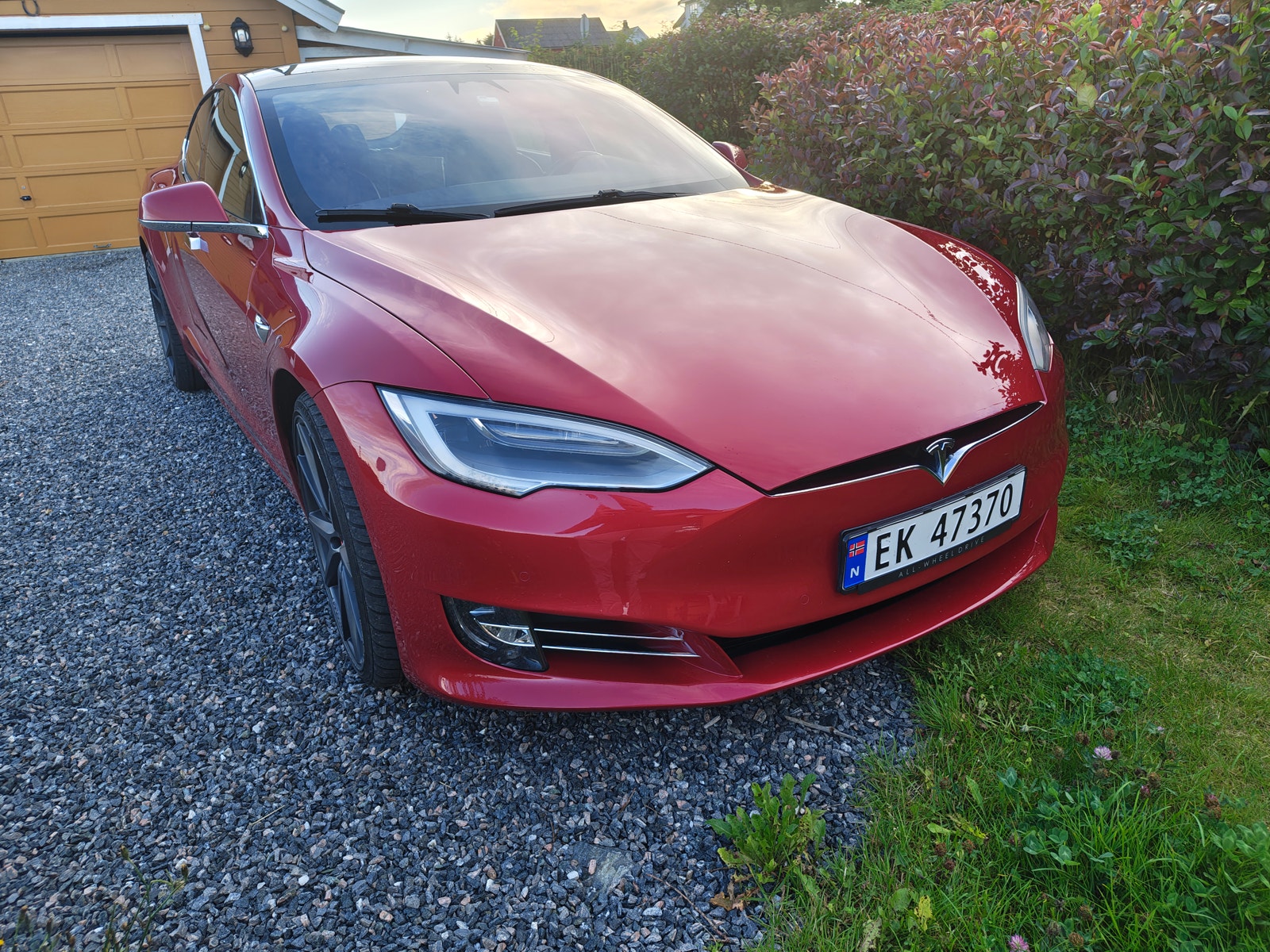 Tesla Model S 75D, 525ps, 2017